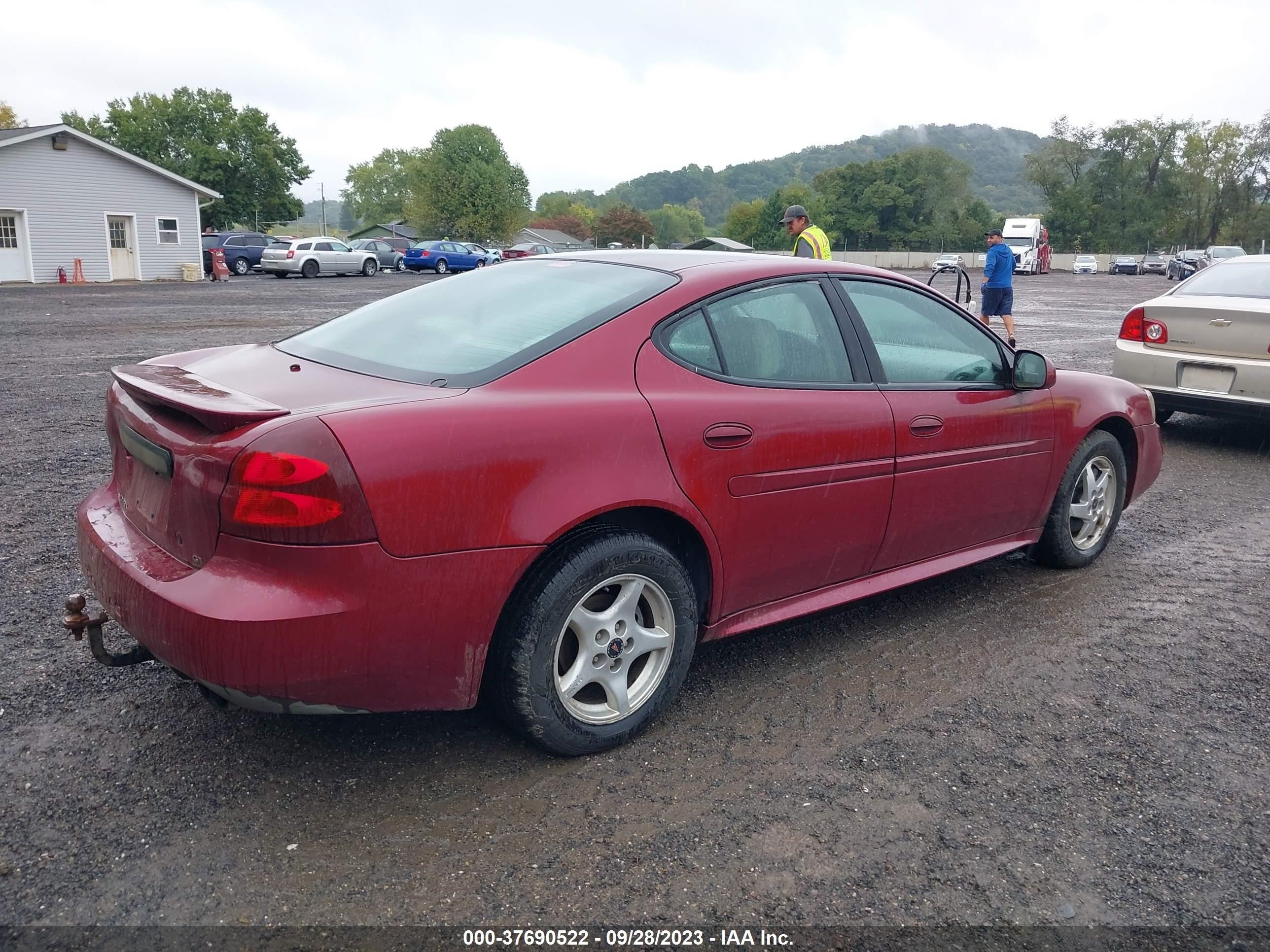 Photo 3 VIN: 2G2WP522041280423 - PONTIAC GRAND PRIX 