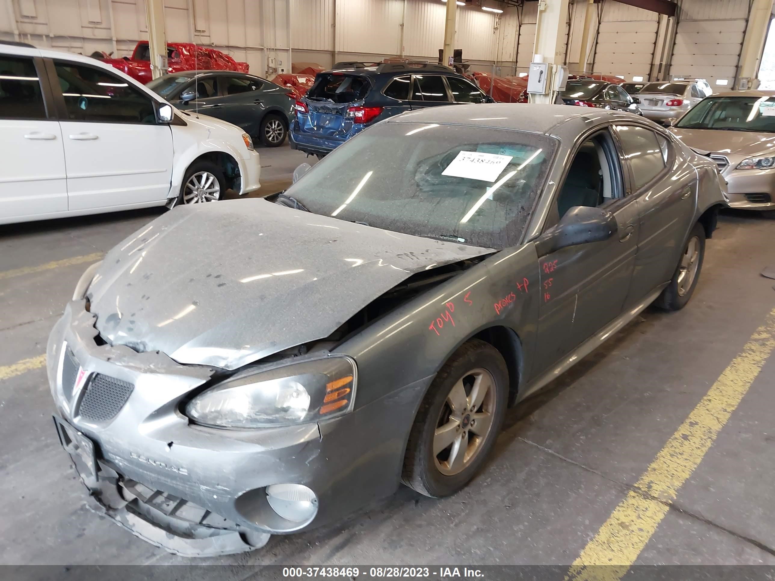 Photo 1 VIN: 2G2WP522151310918 - PONTIAC GRAND PRIX 