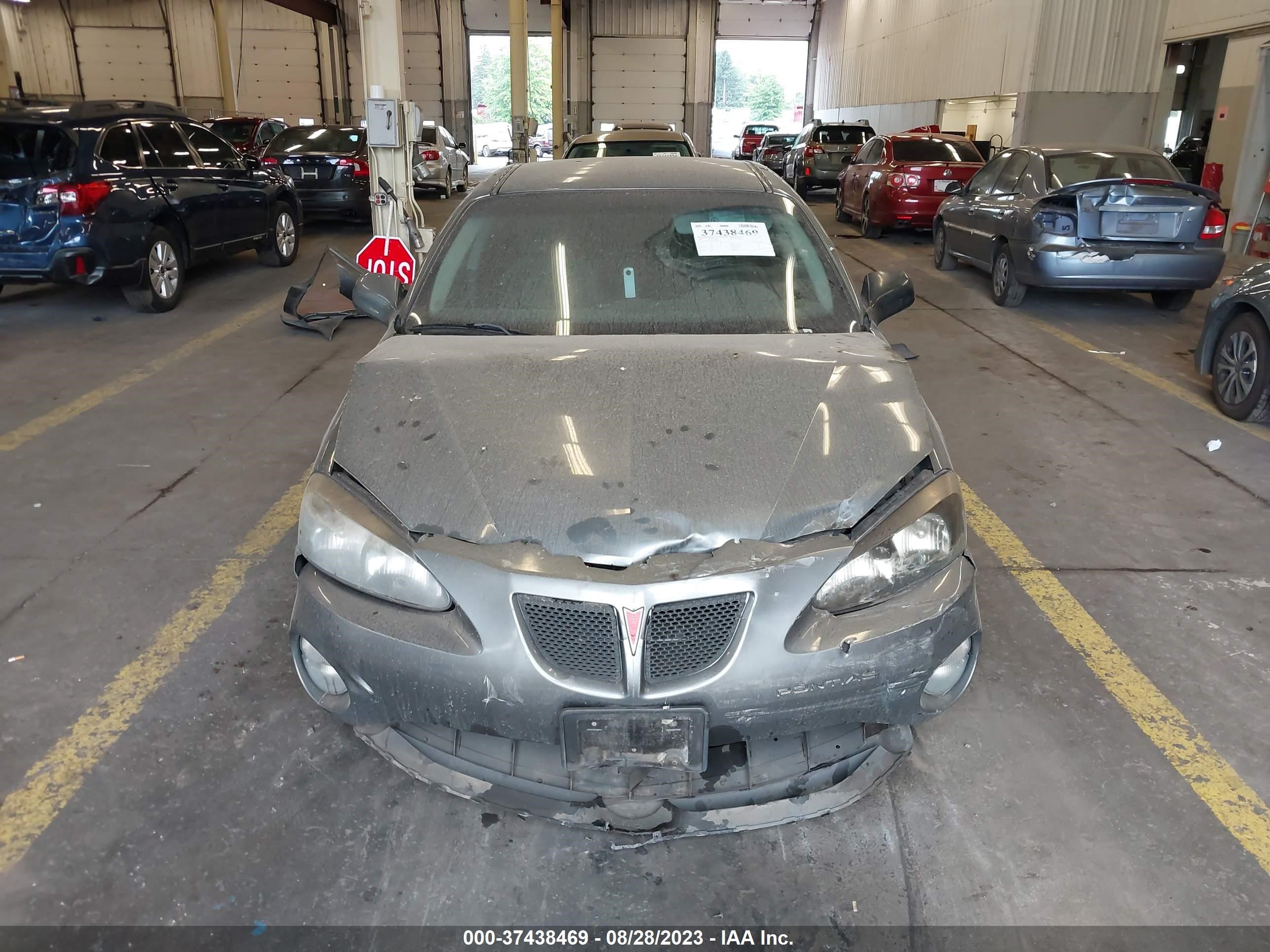 Photo 11 VIN: 2G2WP522151310918 - PONTIAC GRAND PRIX 