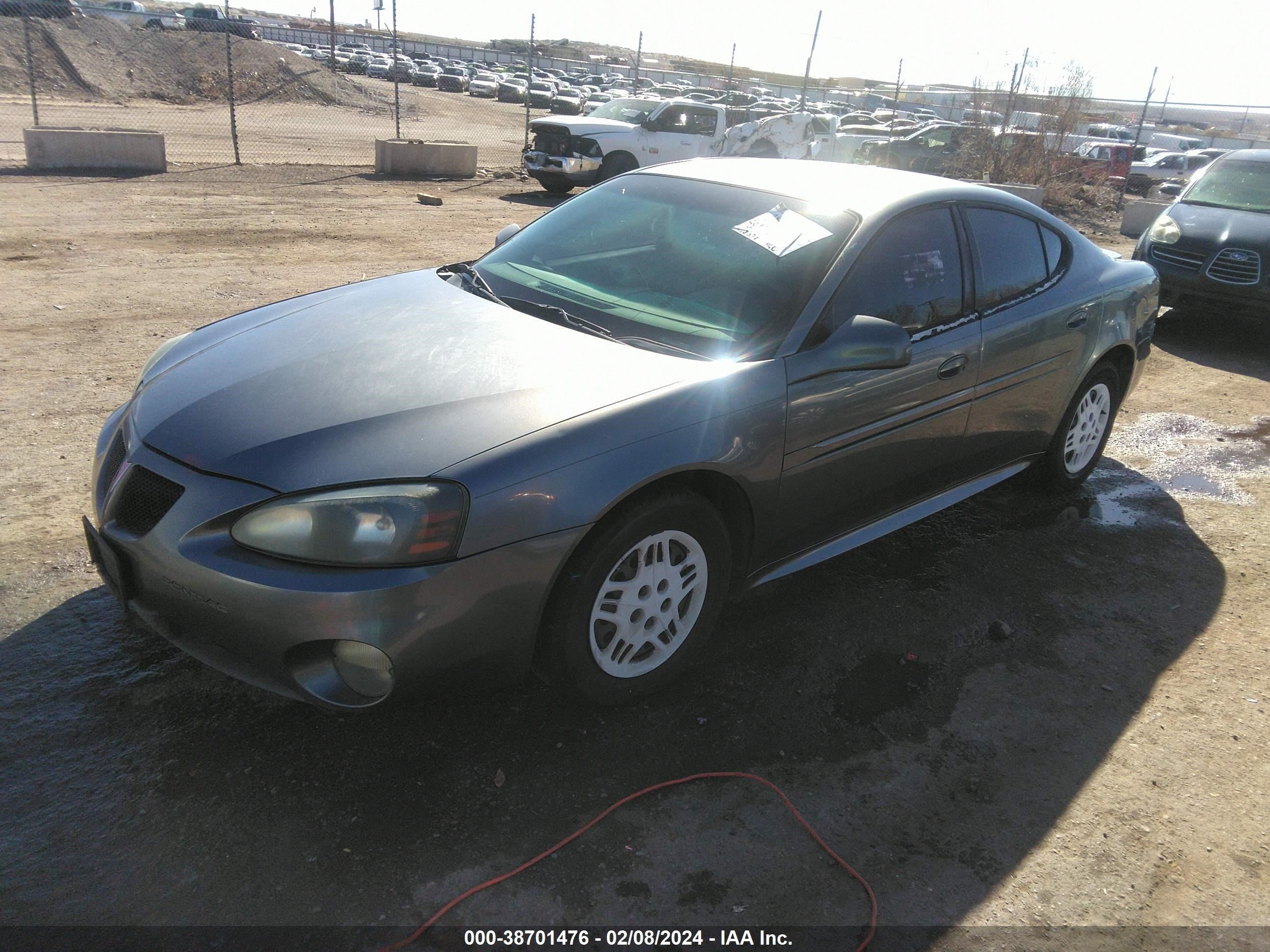 Photo 1 VIN: 2G2WP522241296235 - PONTIAC GRAND PRIX 