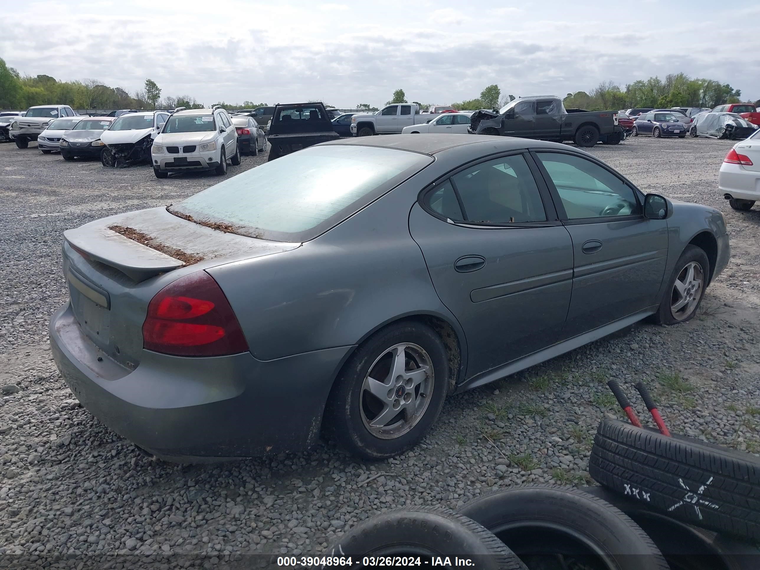 Photo 3 VIN: 2G2WP522441307610 - PONTIAC GRAND PRIX 