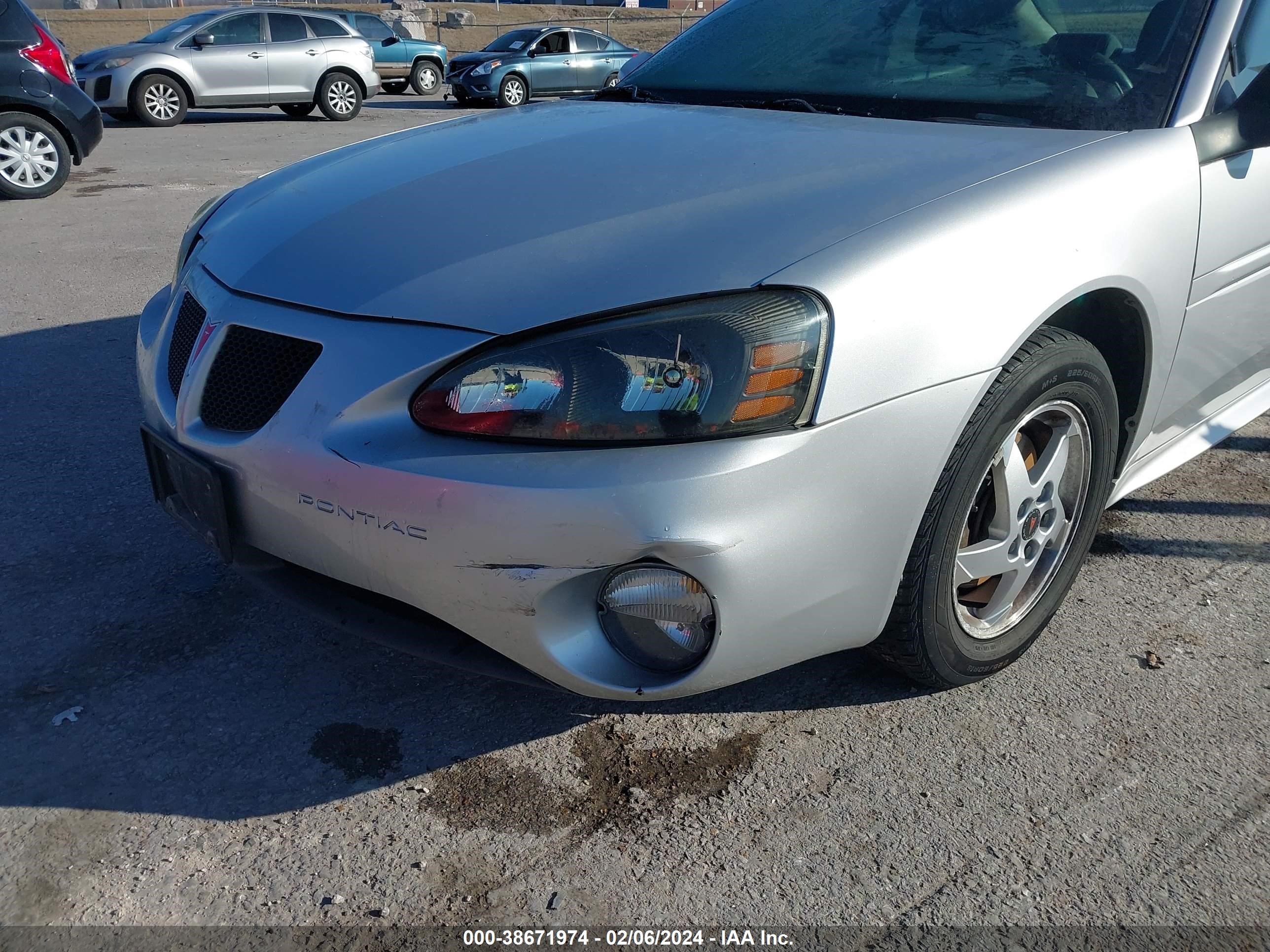 Photo 5 VIN: 2G2WP522641124466 - PONTIAC GRAND PRIX 