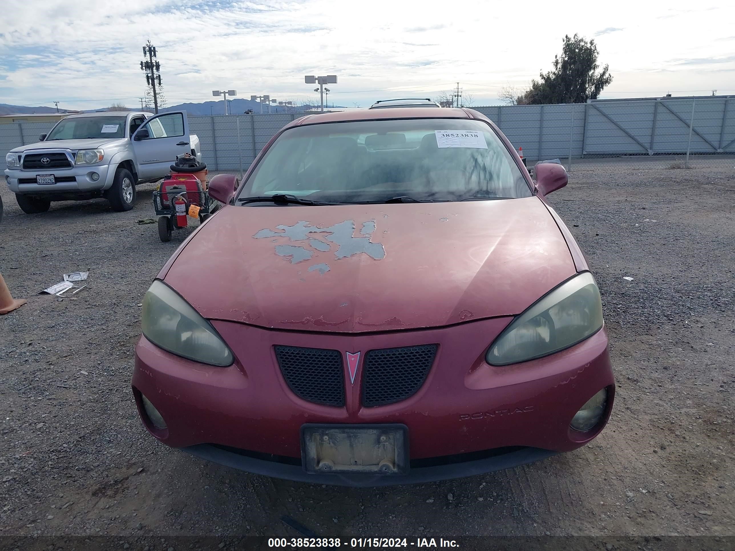 Photo 5 VIN: 2G2WP522X41144980 - PONTIAC GRAND PRIX 