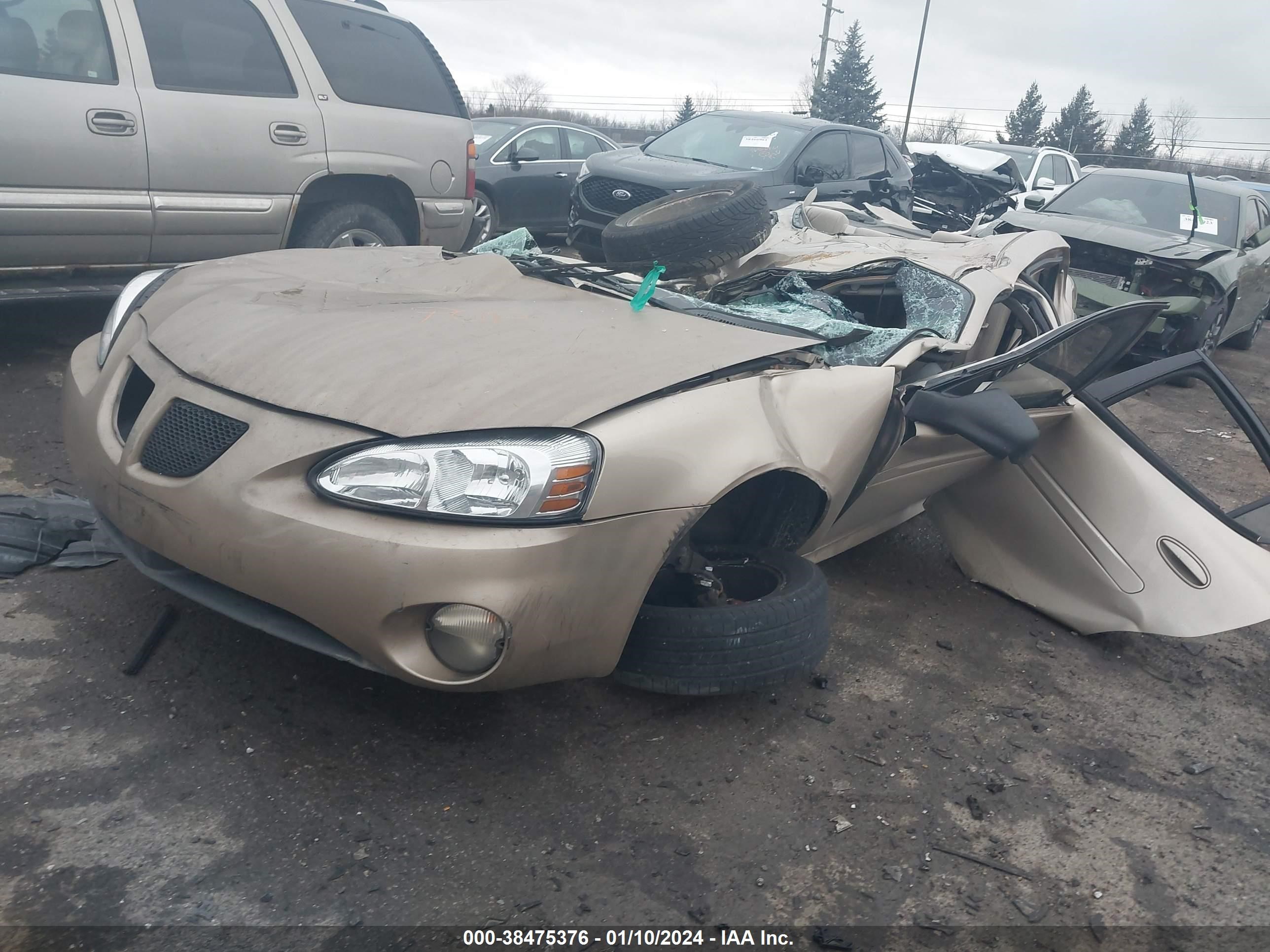 Photo 1 VIN: 2G2WP522X51131468 - PONTIAC GRAND PRIX 