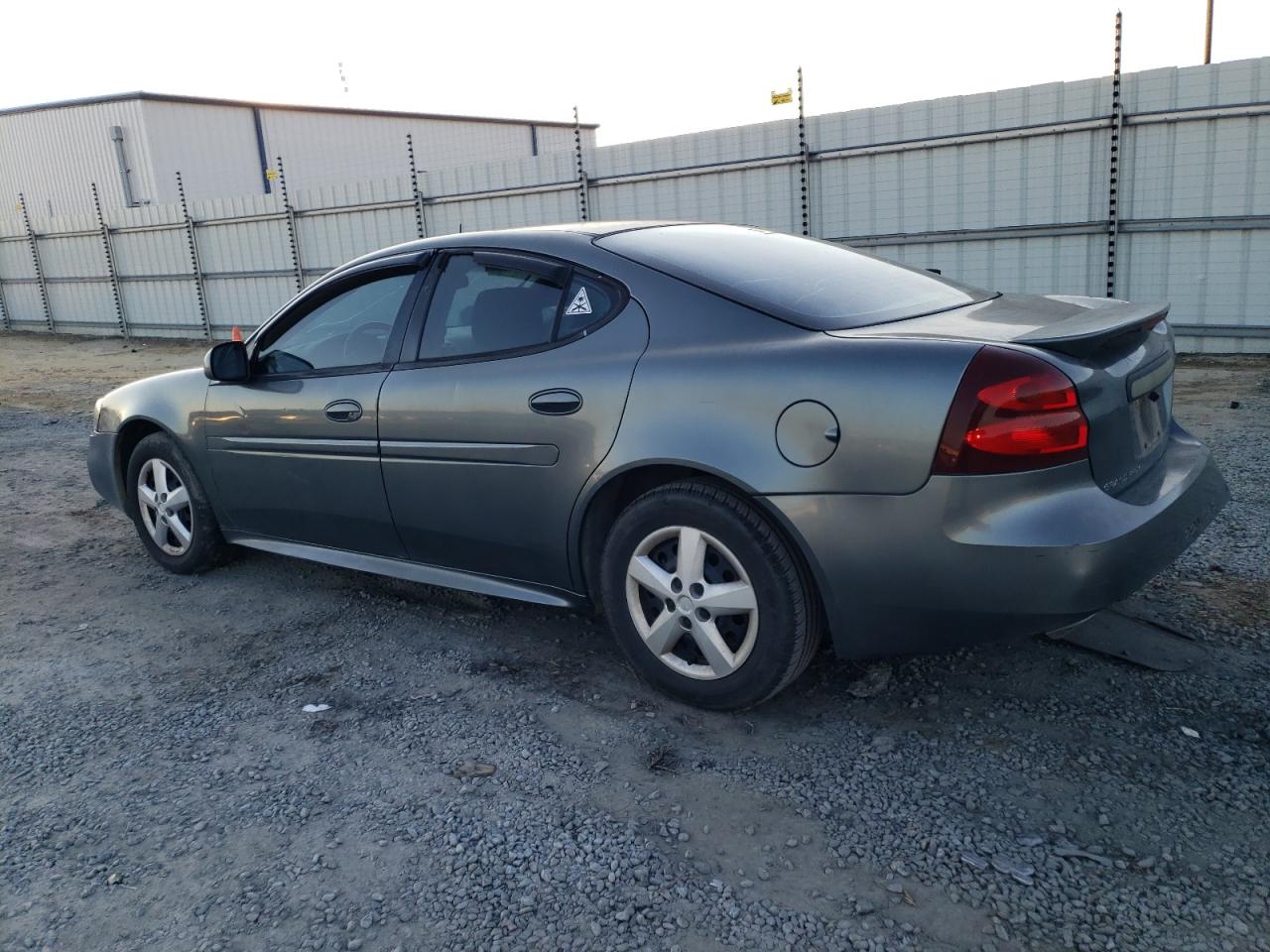 Photo 1 VIN: 2G2WP542151179440 - PONTIAC GRAND PRIX 