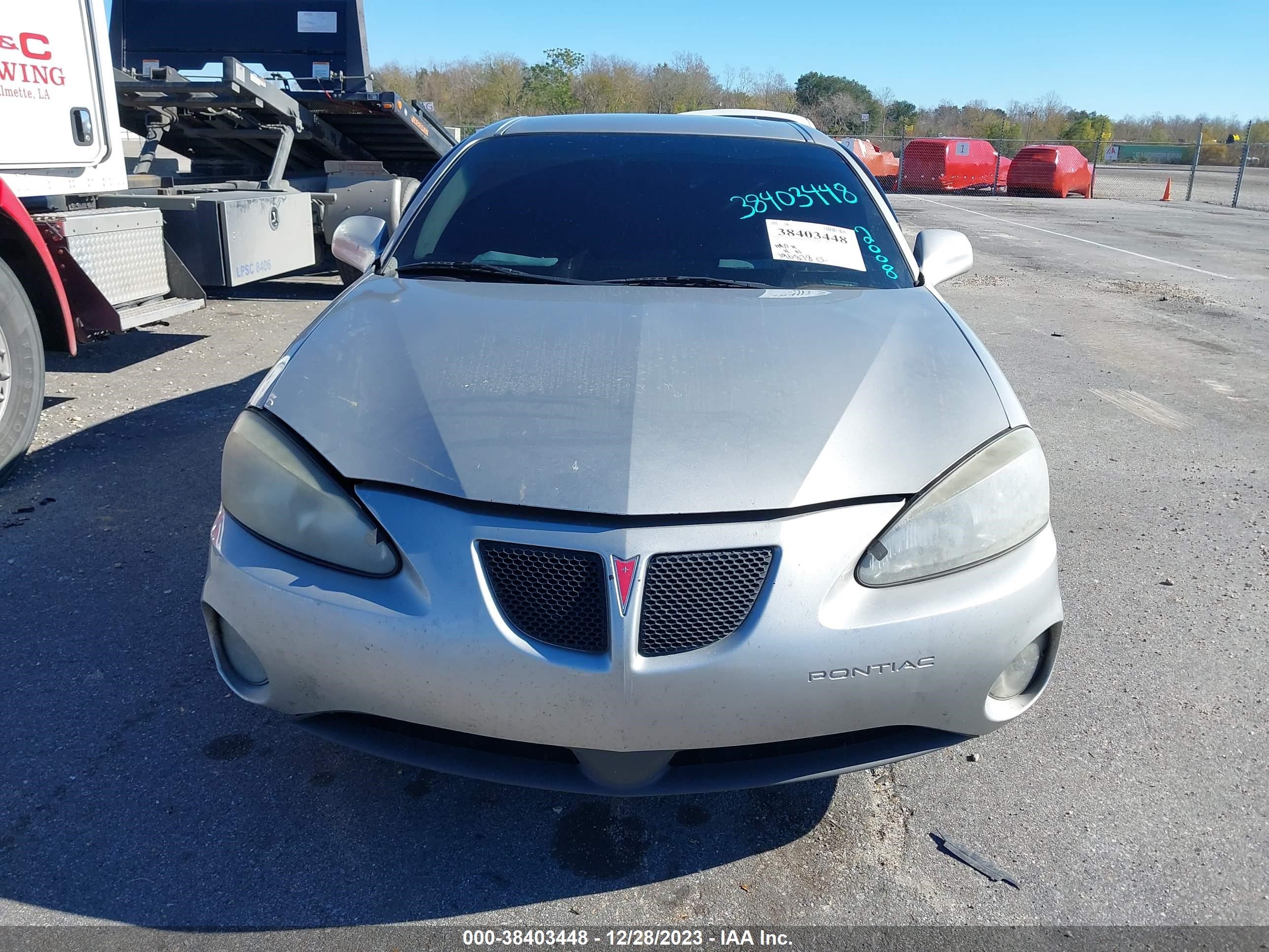 Photo 5 VIN: 2G2WP552081117482 - PONTIAC GRAND PRIX 