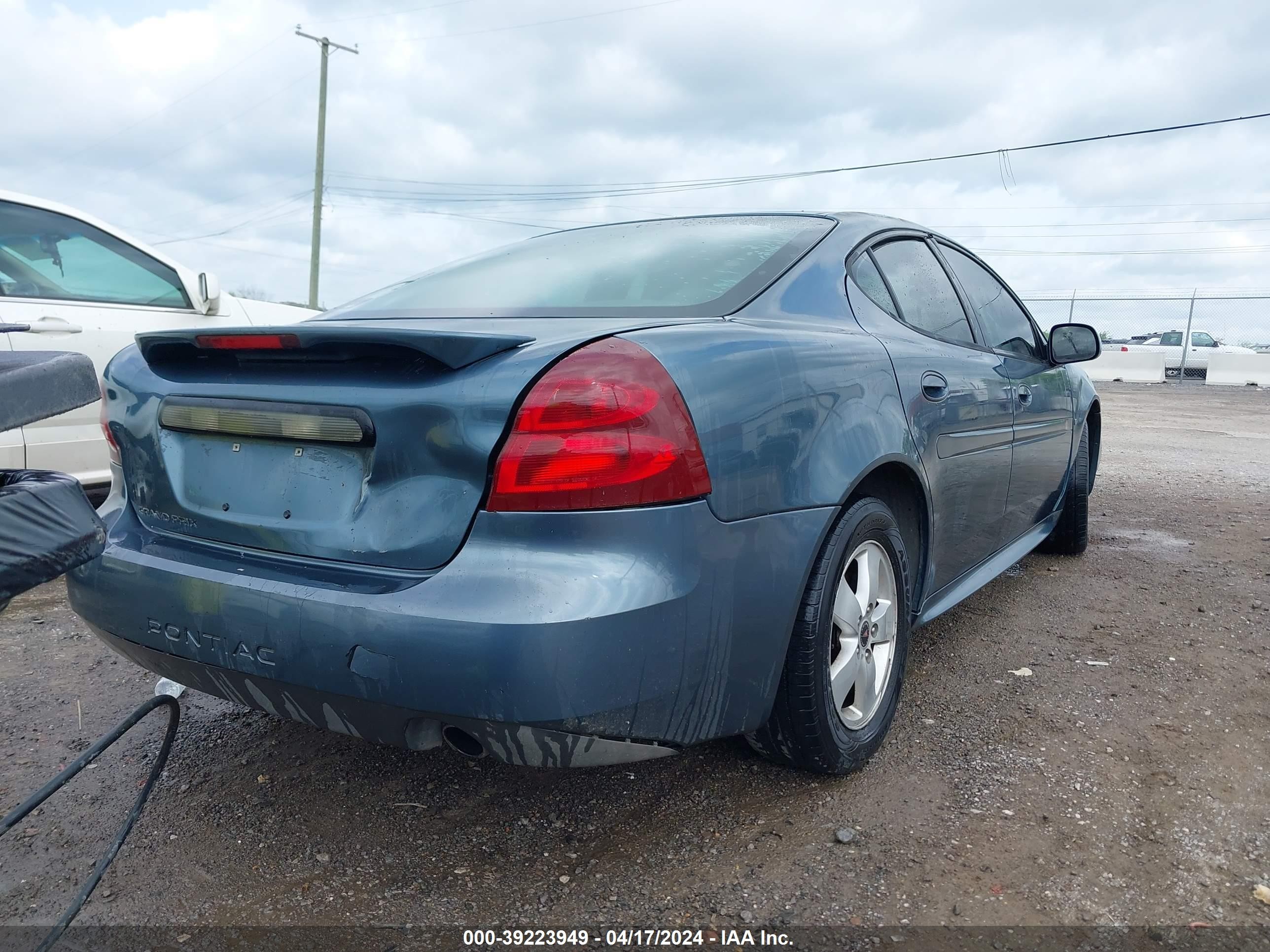 Photo 3 VIN: 2G2WP552161176702 - PONTIAC GRAND PRIX 