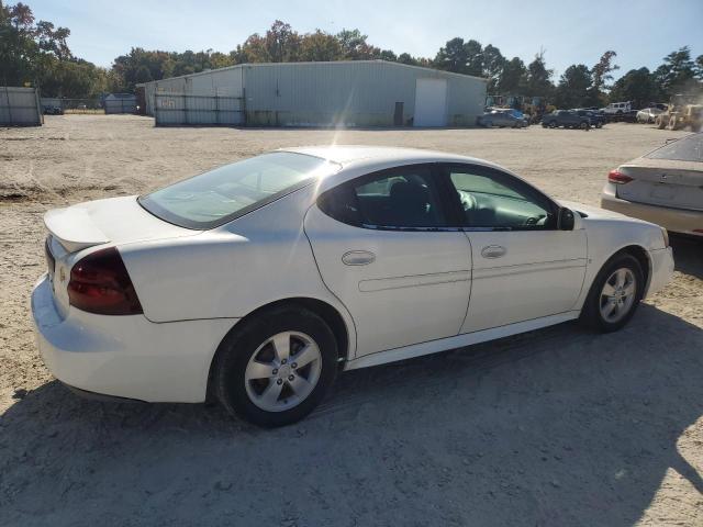 Photo 2 VIN: 2G2WP552181148644 - PONTIAC GRAND PRIX 