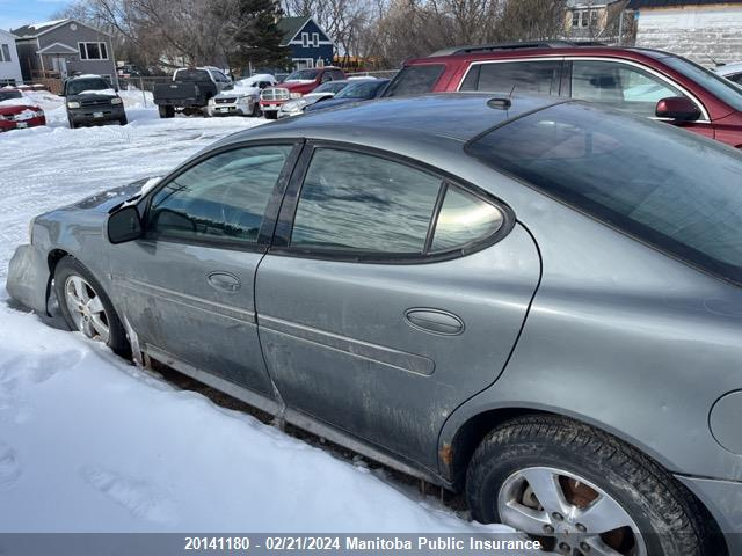 Photo 2 VIN: 2G2WP552181173205 - PONTIAC GRAND PRIX 