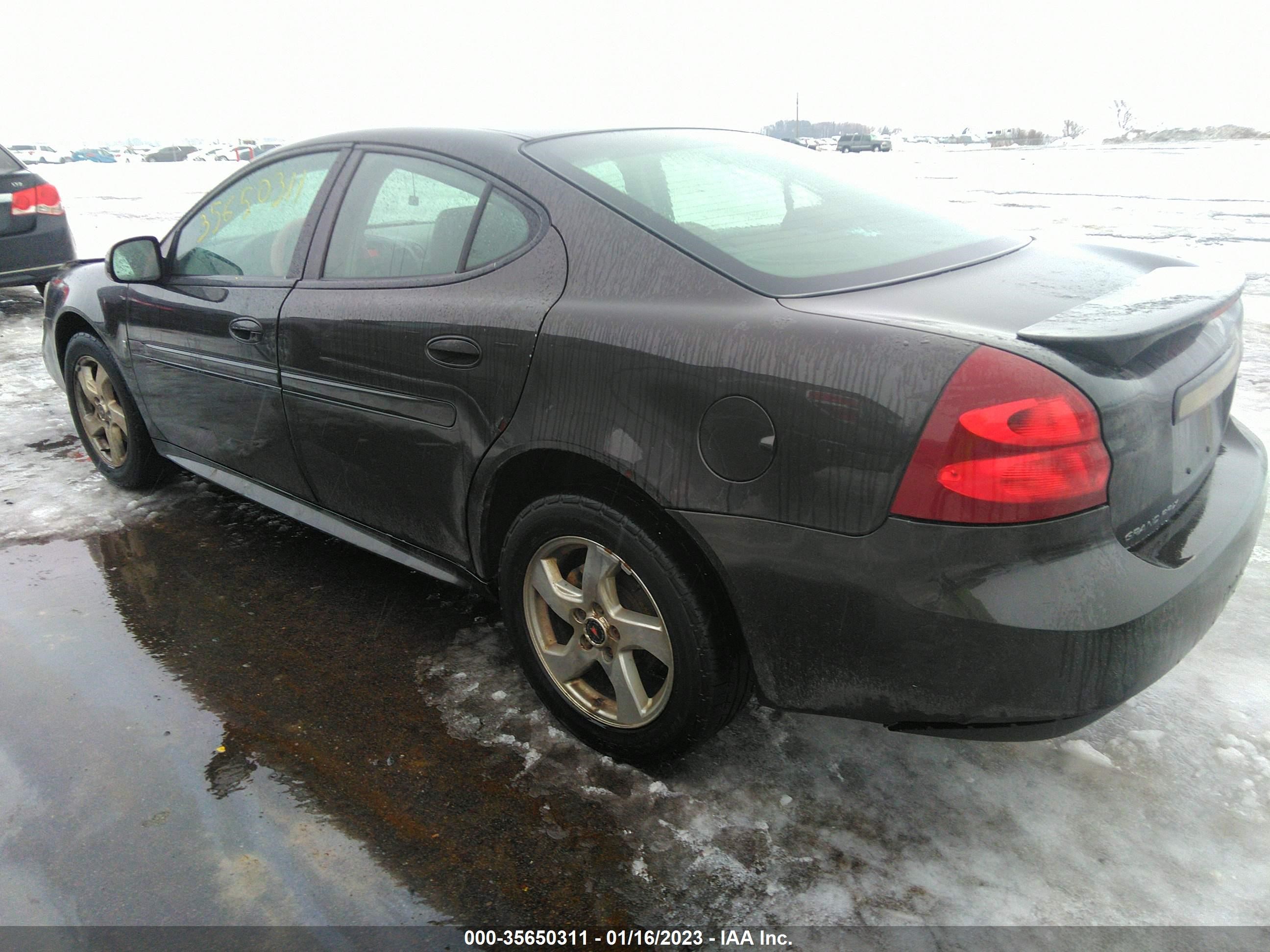 Photo 2 VIN: 2G2WP552181183703 - PONTIAC GRAND PRIX 