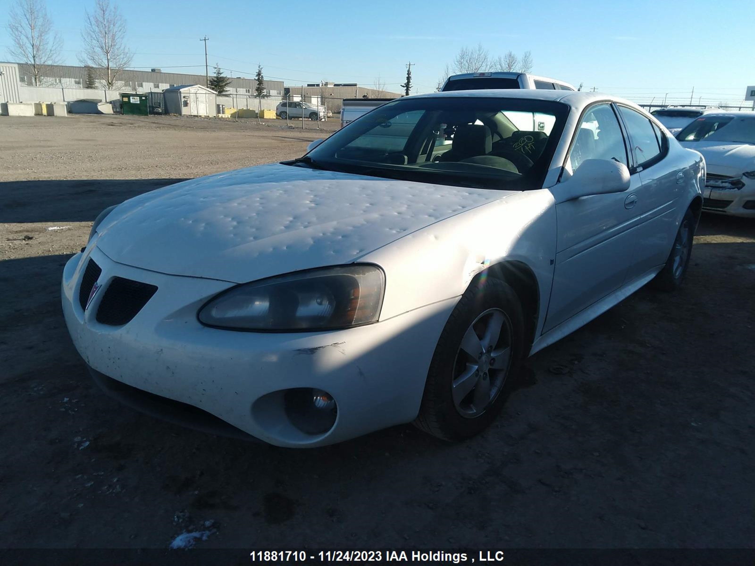 Photo 1 VIN: 2G2WP552271137697 - PONTIAC GRAND PRIX 