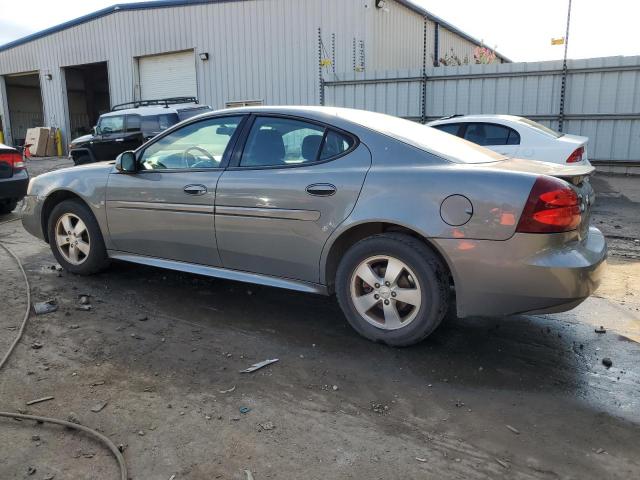 Photo 1 VIN: 2G2WP552281176100 - PONTIAC GRAND PRIX 