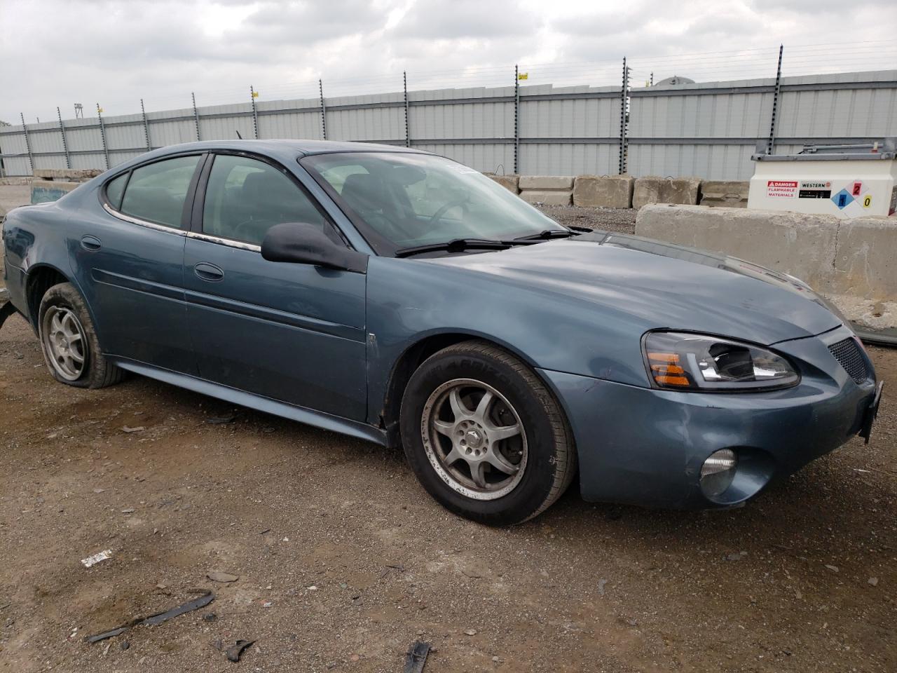 Photo 3 VIN: 2G2WP552371129981 - PONTIAC GRAND PRIX 