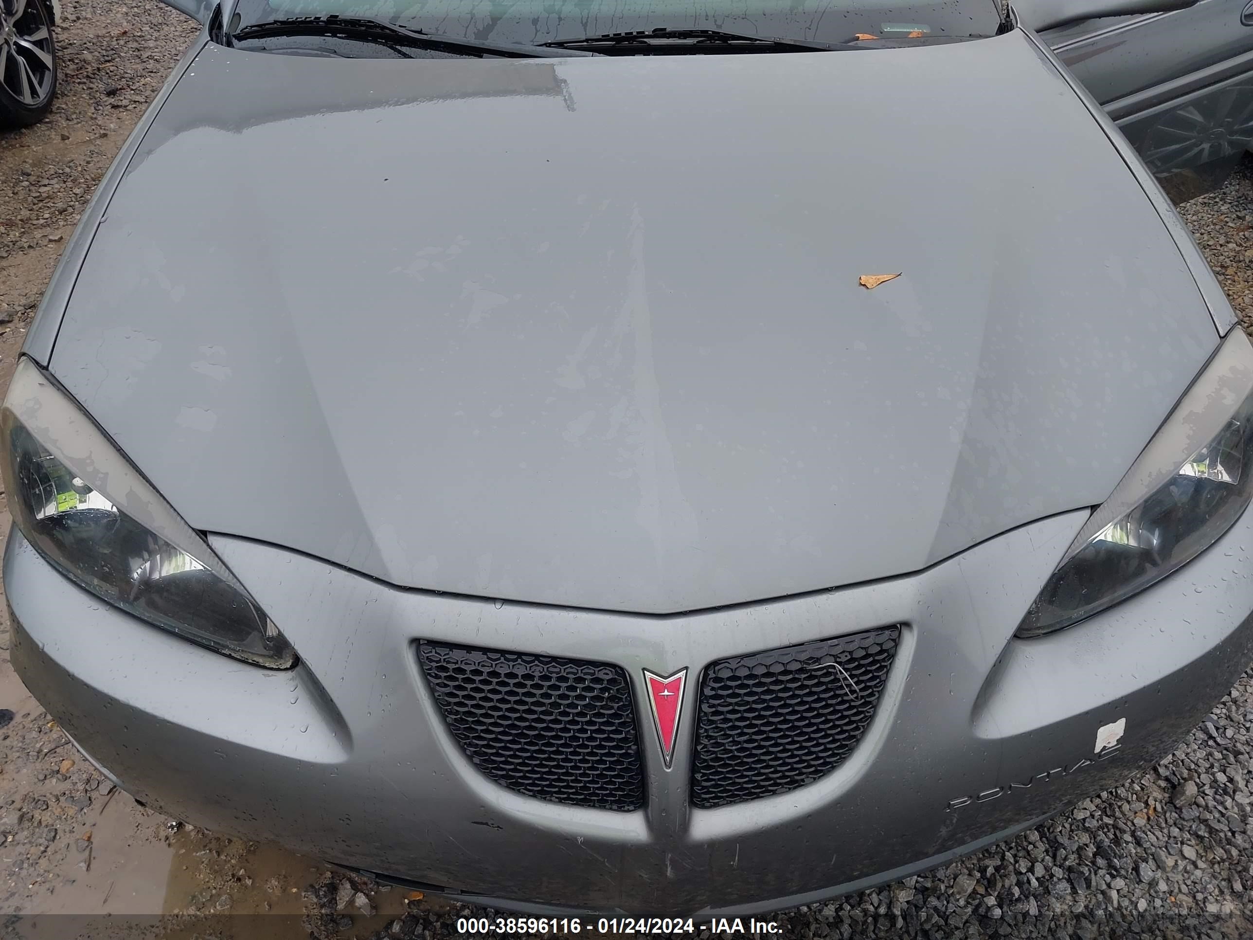 Photo 9 VIN: 2G2WP552471230253 - PONTIAC GRAND PRIX 