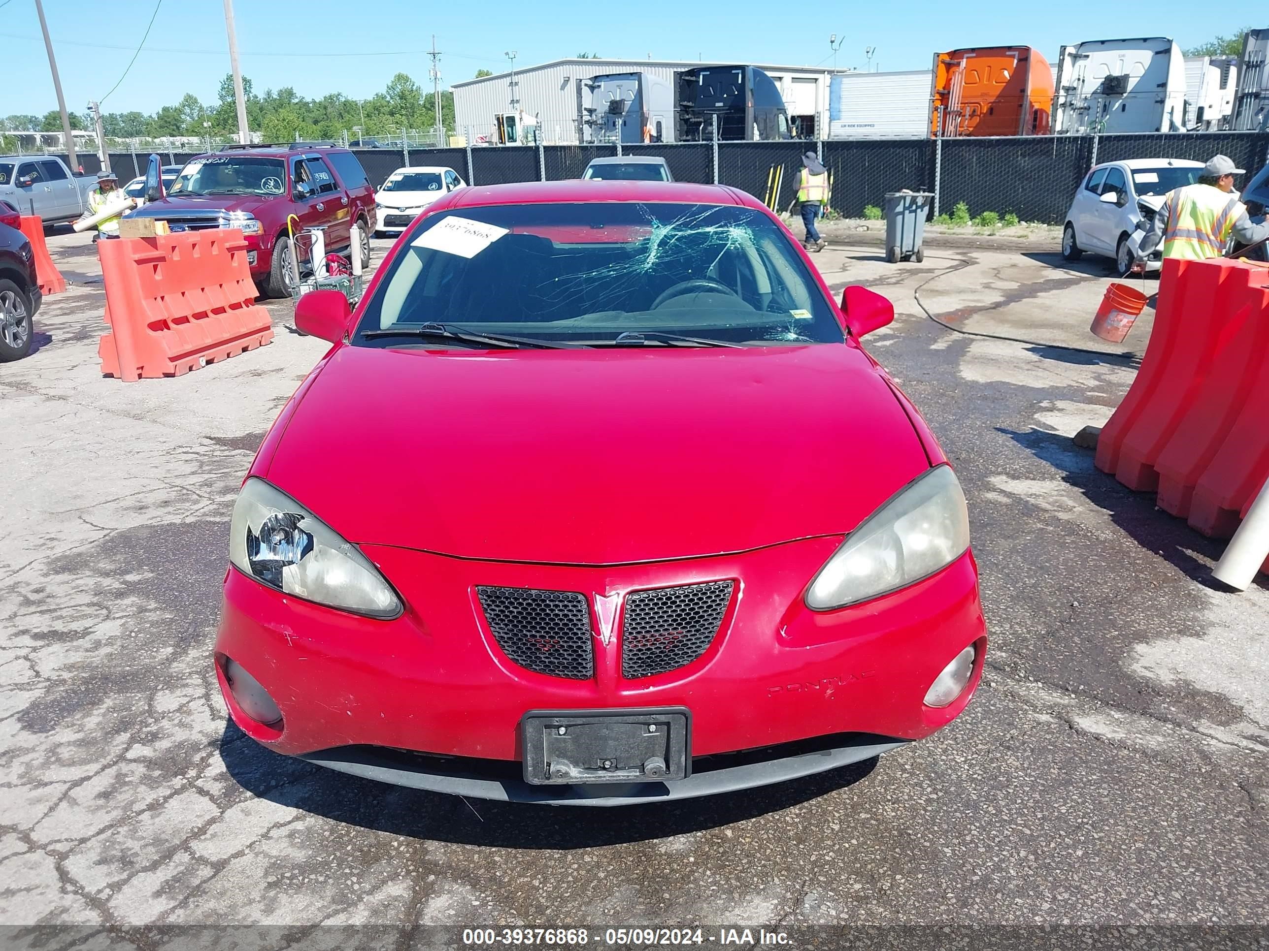 Photo 5 VIN: 2G2WP552481146144 - PONTIAC GRAND PRIX 