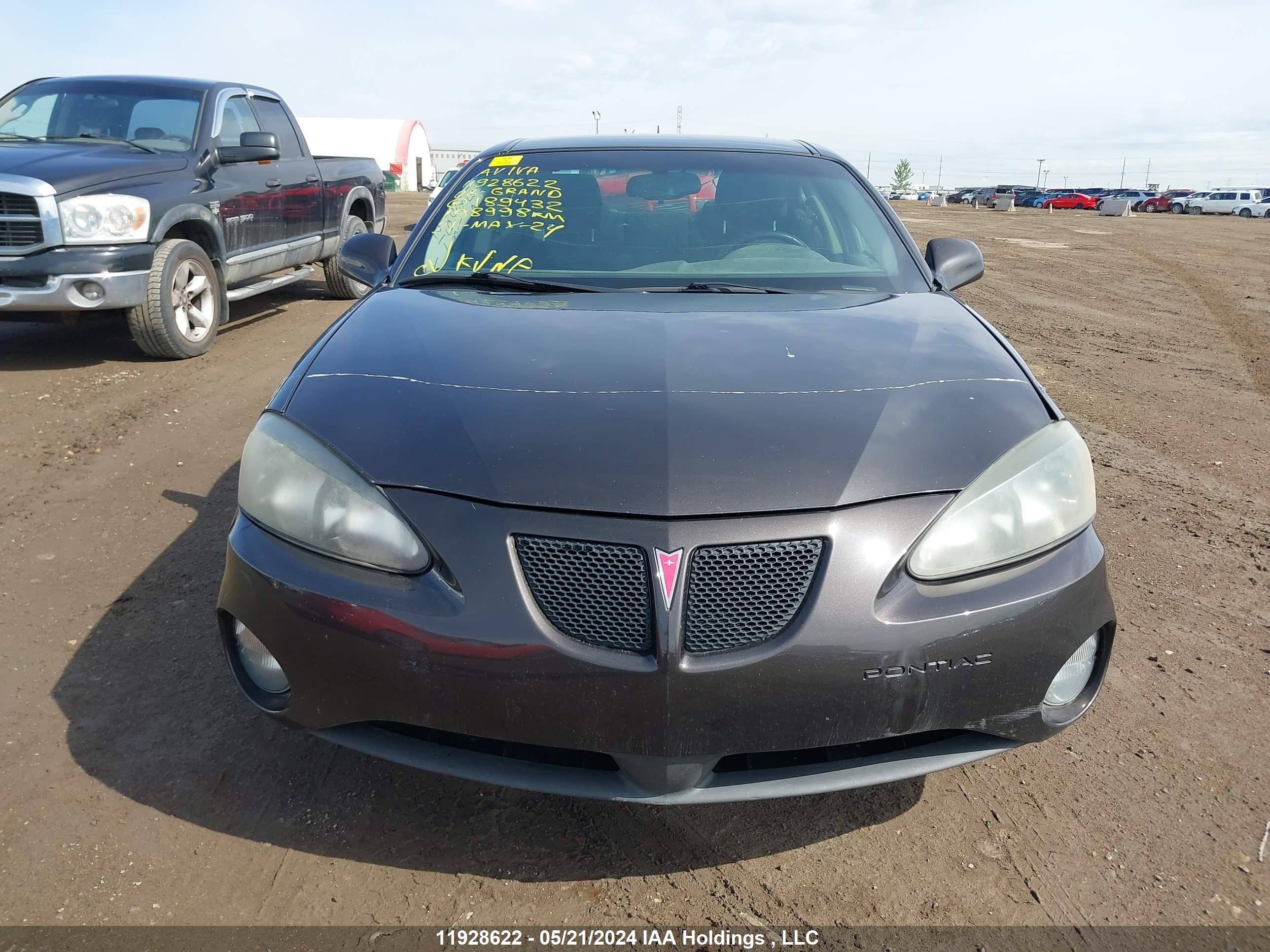 Photo 12 VIN: 2G2WP552481189432 - PONTIAC GRAND PRIX 