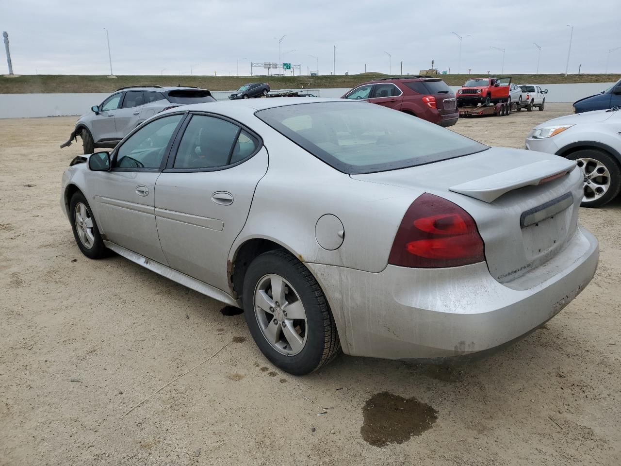 Photo 1 VIN: 2G2WP552561288998 - PONTIAC GRAND PRIX 