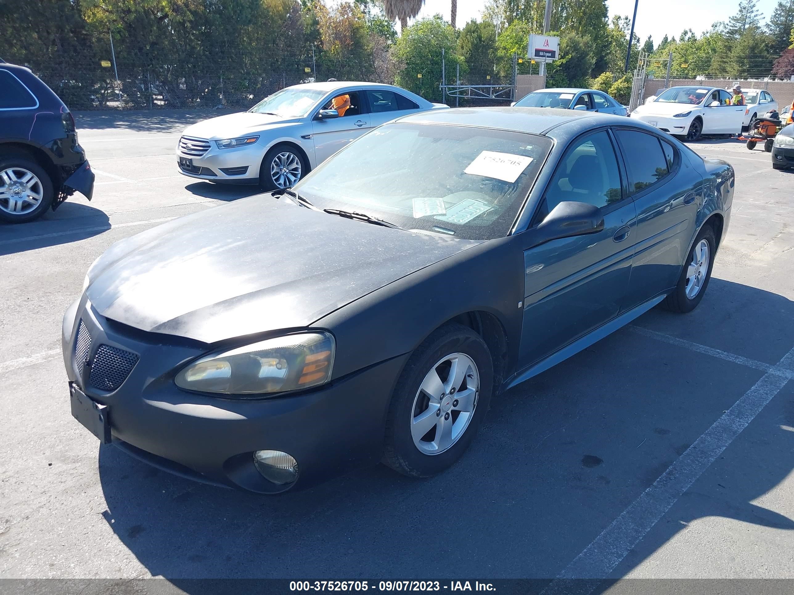 Photo 1 VIN: 2G2WP552561299693 - PONTIAC GRAND PRIX 