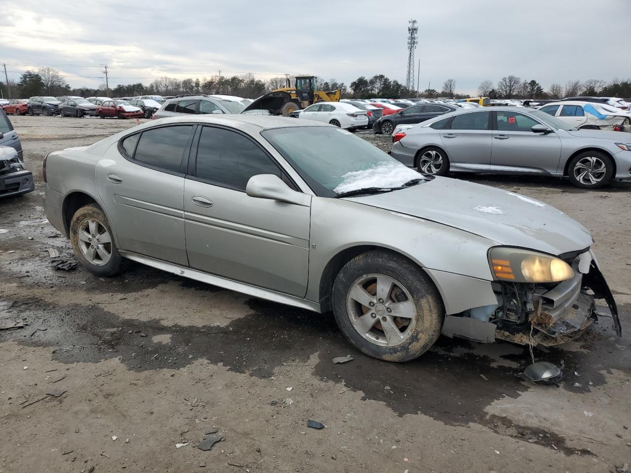 Photo 3 VIN: 2G2WP552571110963 - PONTIAC GRAND PRIX 