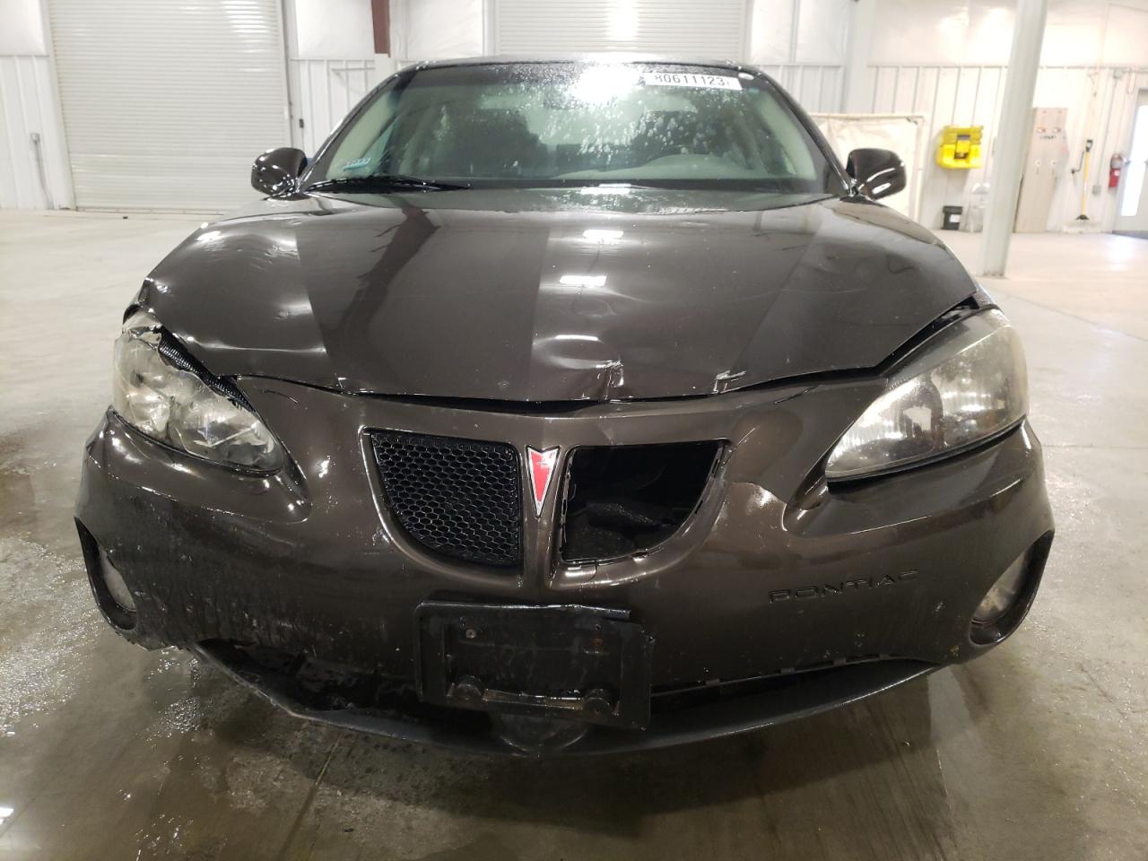 Photo 4 VIN: 2G2WP552581114139 - PONTIAC GRAND PRIX 