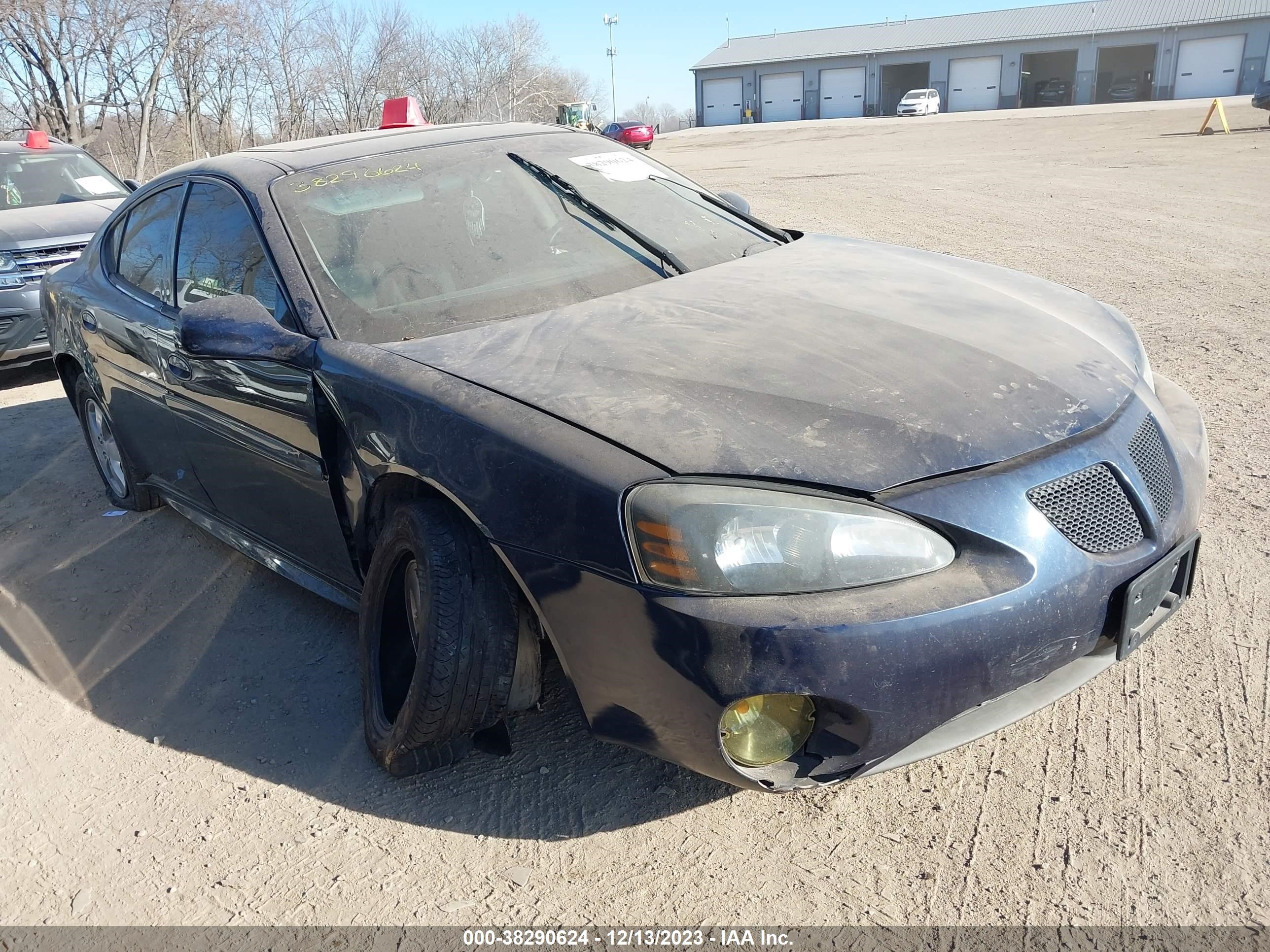 Photo 5 VIN: 2G2WP552581147562 - PONTIAC GRAND PRIX 