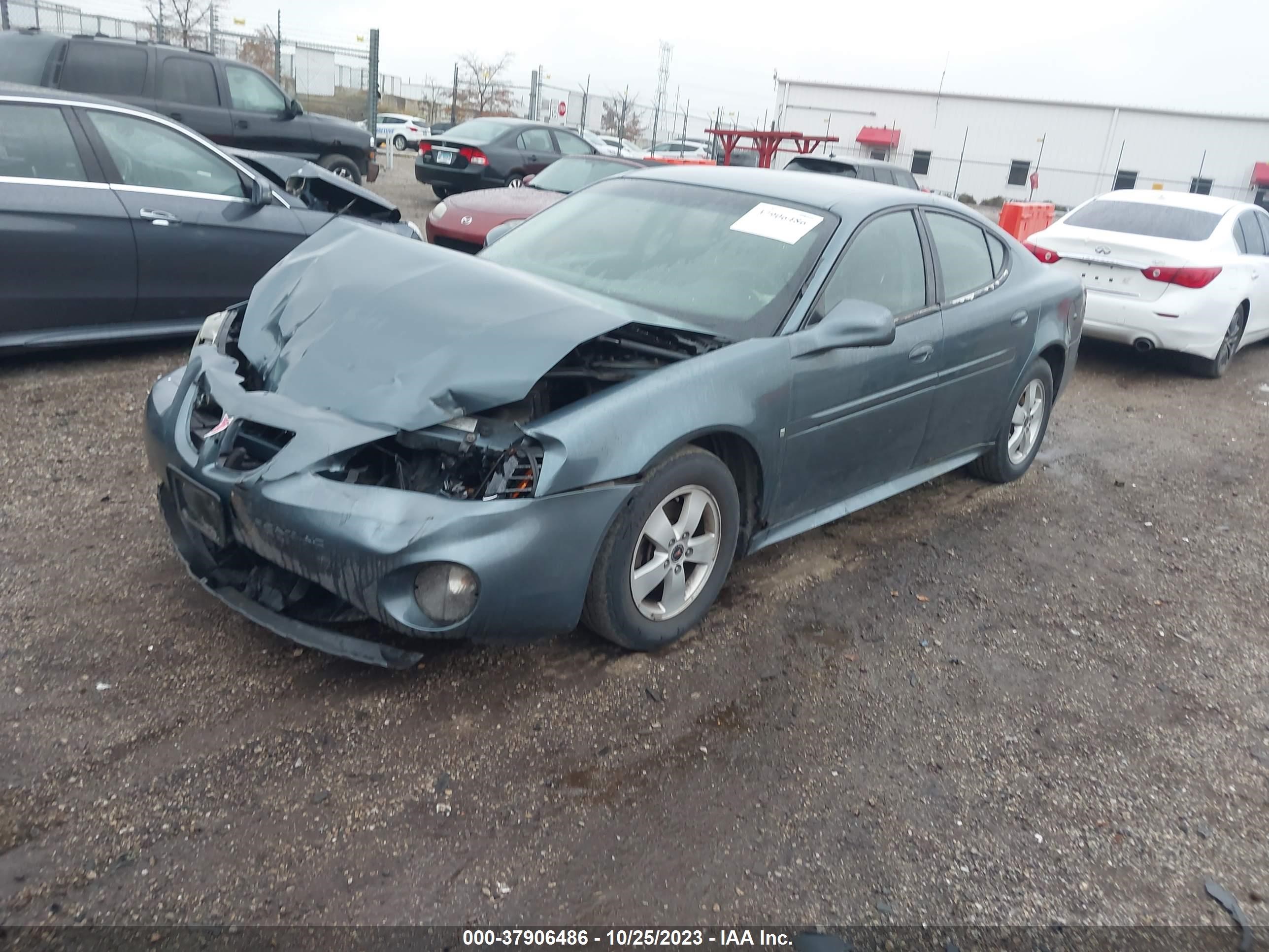 Photo 1 VIN: 2G2WP552661262331 - PONTIAC GRAND PRIX 