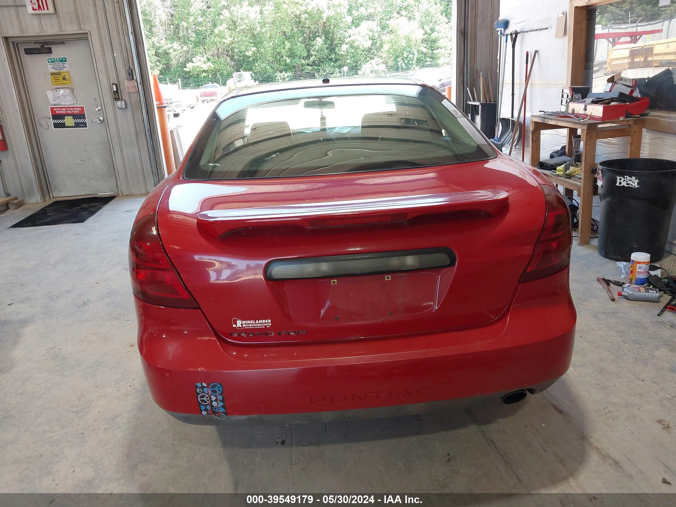 Photo 15 VIN: 2G2WP552681122363 - PONTIAC GRAND PRIX 