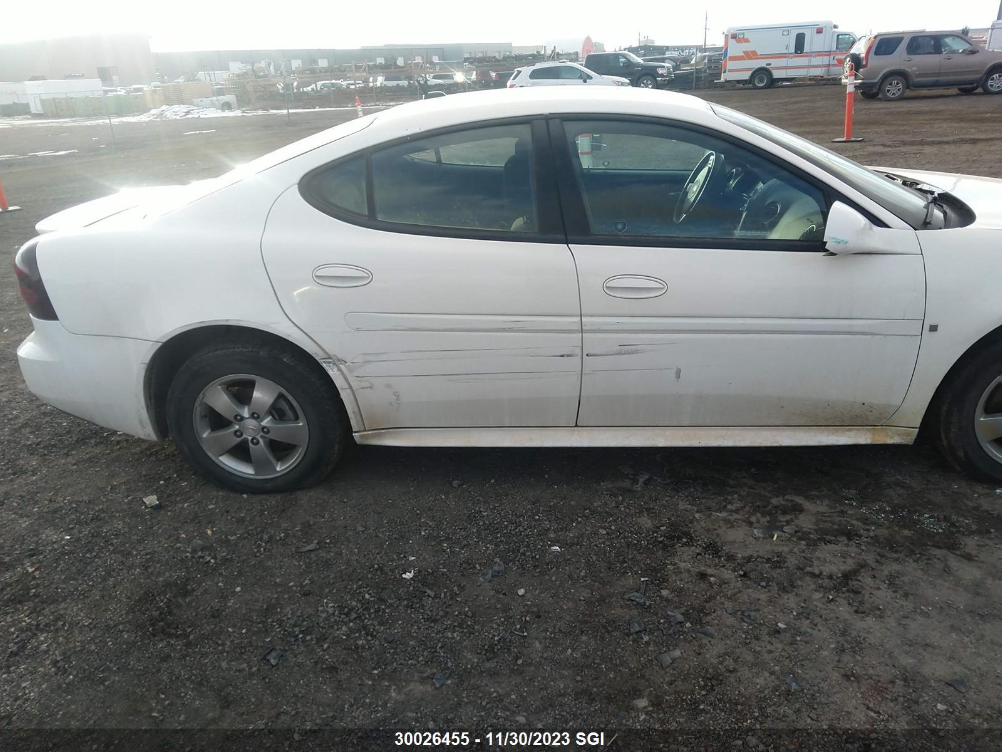 Photo 5 VIN: 2G2WP552771188368 - PONTIAC GRAND PRIX 