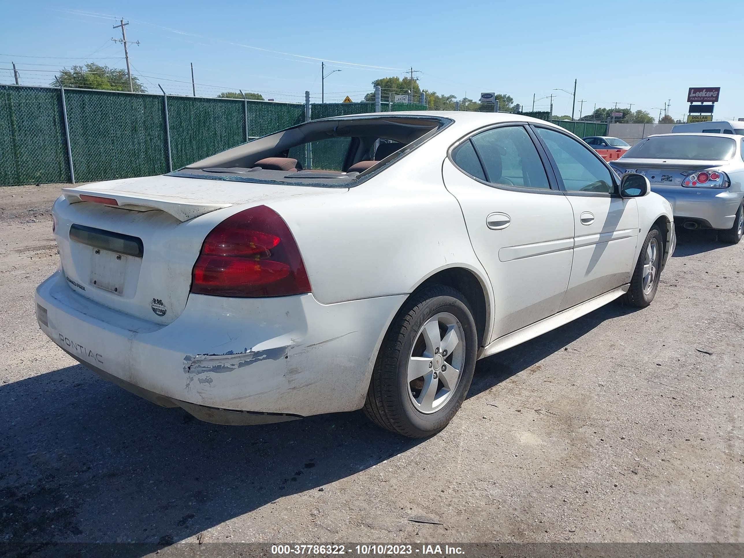 Photo 3 VIN: 2G2WP552771207873 - PONTIAC GRAND PRIX 