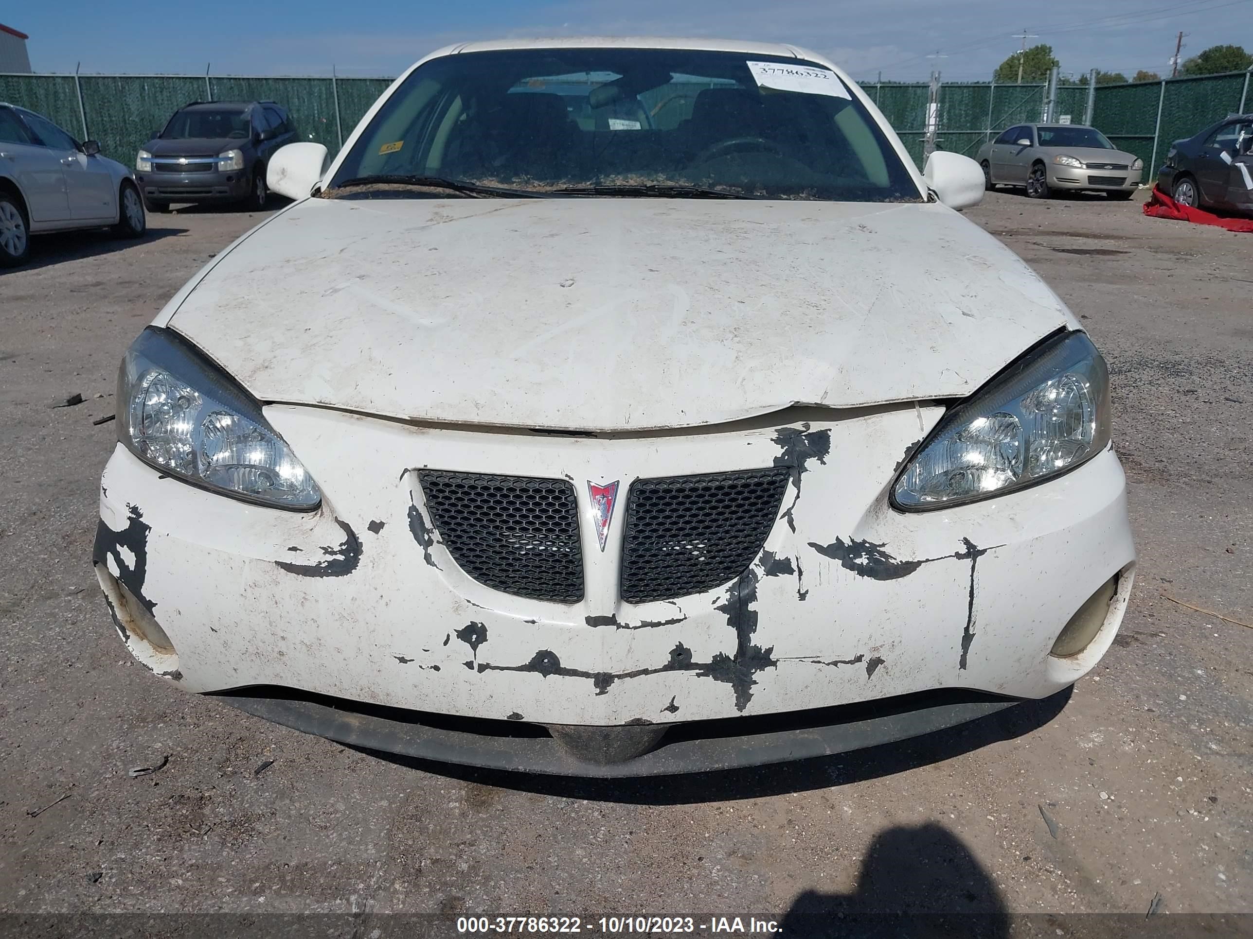 Photo 5 VIN: 2G2WP552771207873 - PONTIAC GRAND PRIX 