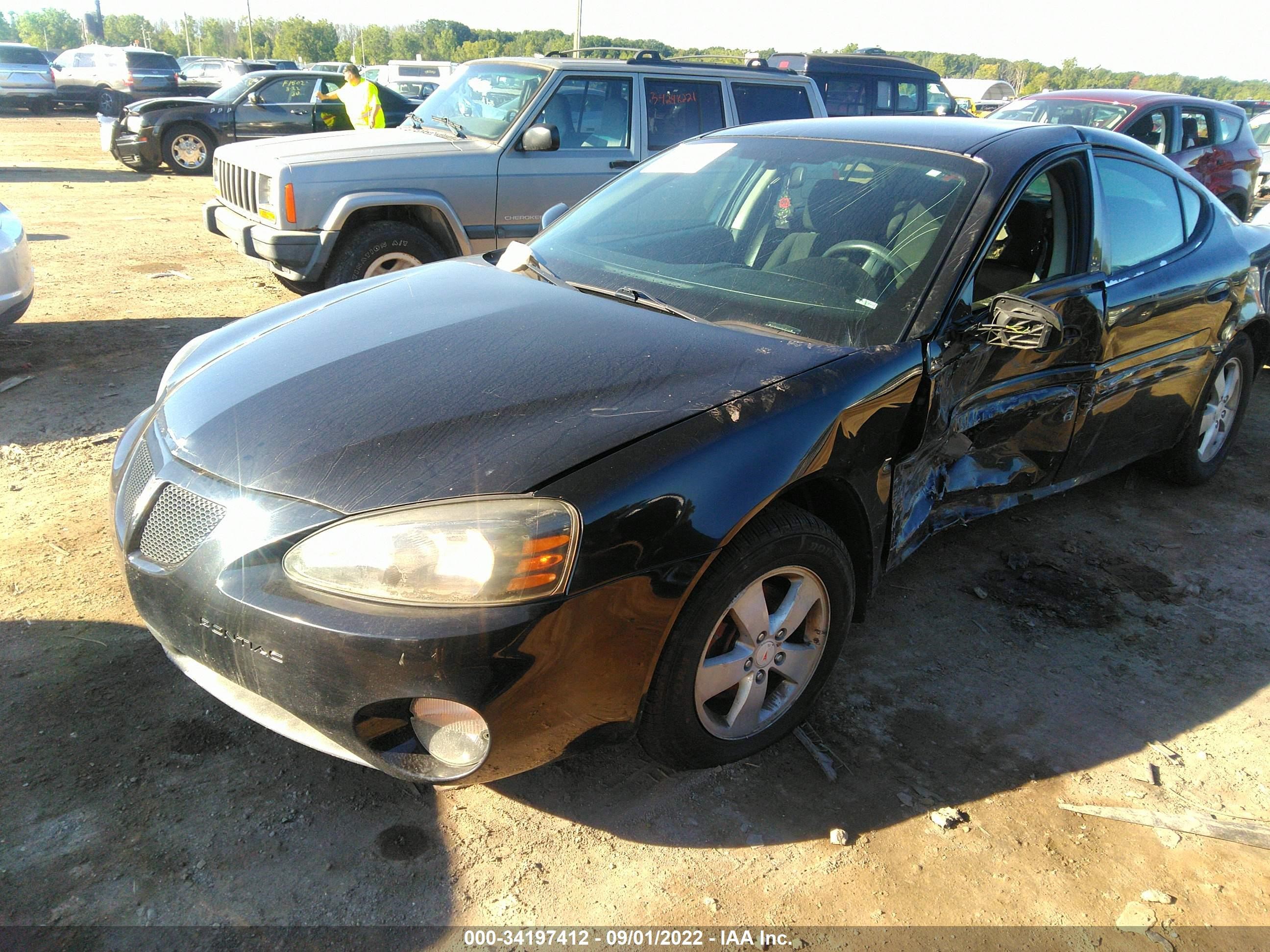 Photo 1 VIN: 2G2WP552781123490 - PONTIAC GRAND PRIX 