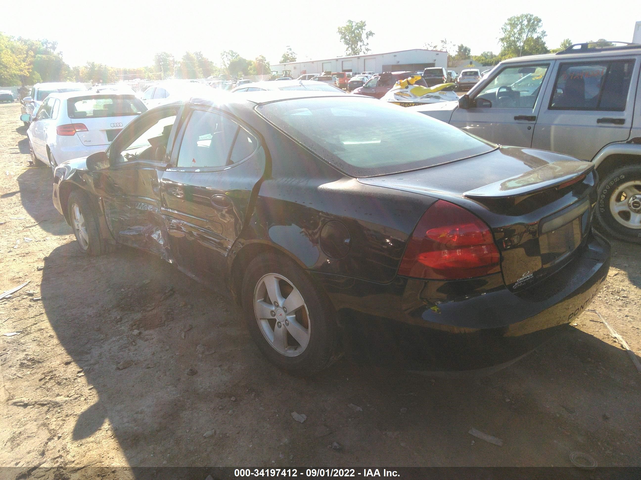 Photo 2 VIN: 2G2WP552781123490 - PONTIAC GRAND PRIX 