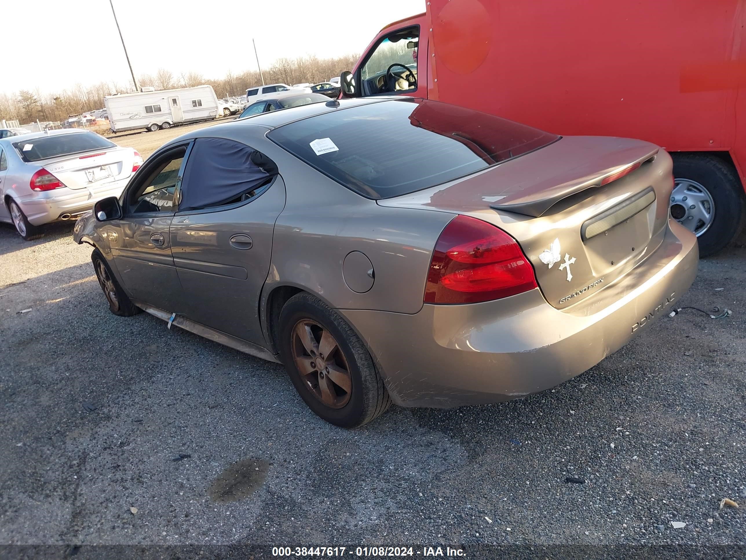 Photo 2 VIN: 2G2WP552861307432 - PONTIAC GRAND PRIX 