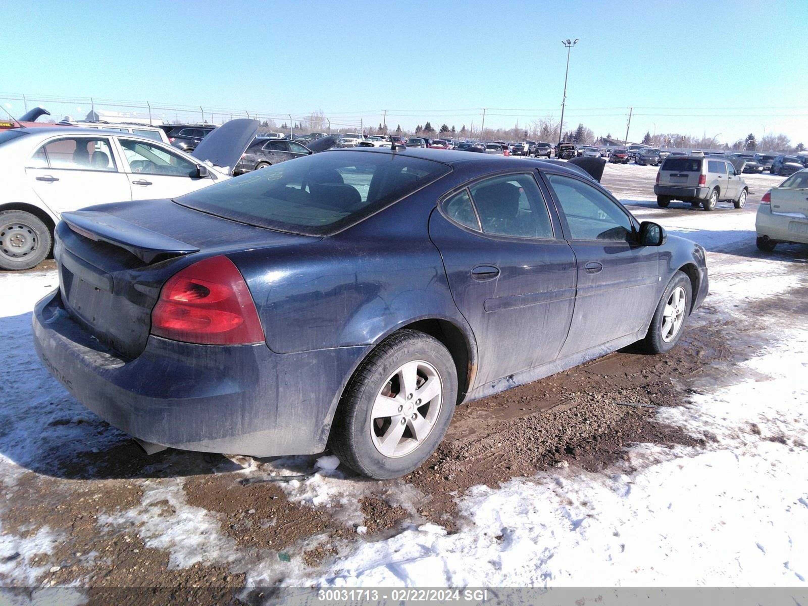 Photo 3 VIN: 2G2WP552881166980 - PONTIAC GRAND PRIX 