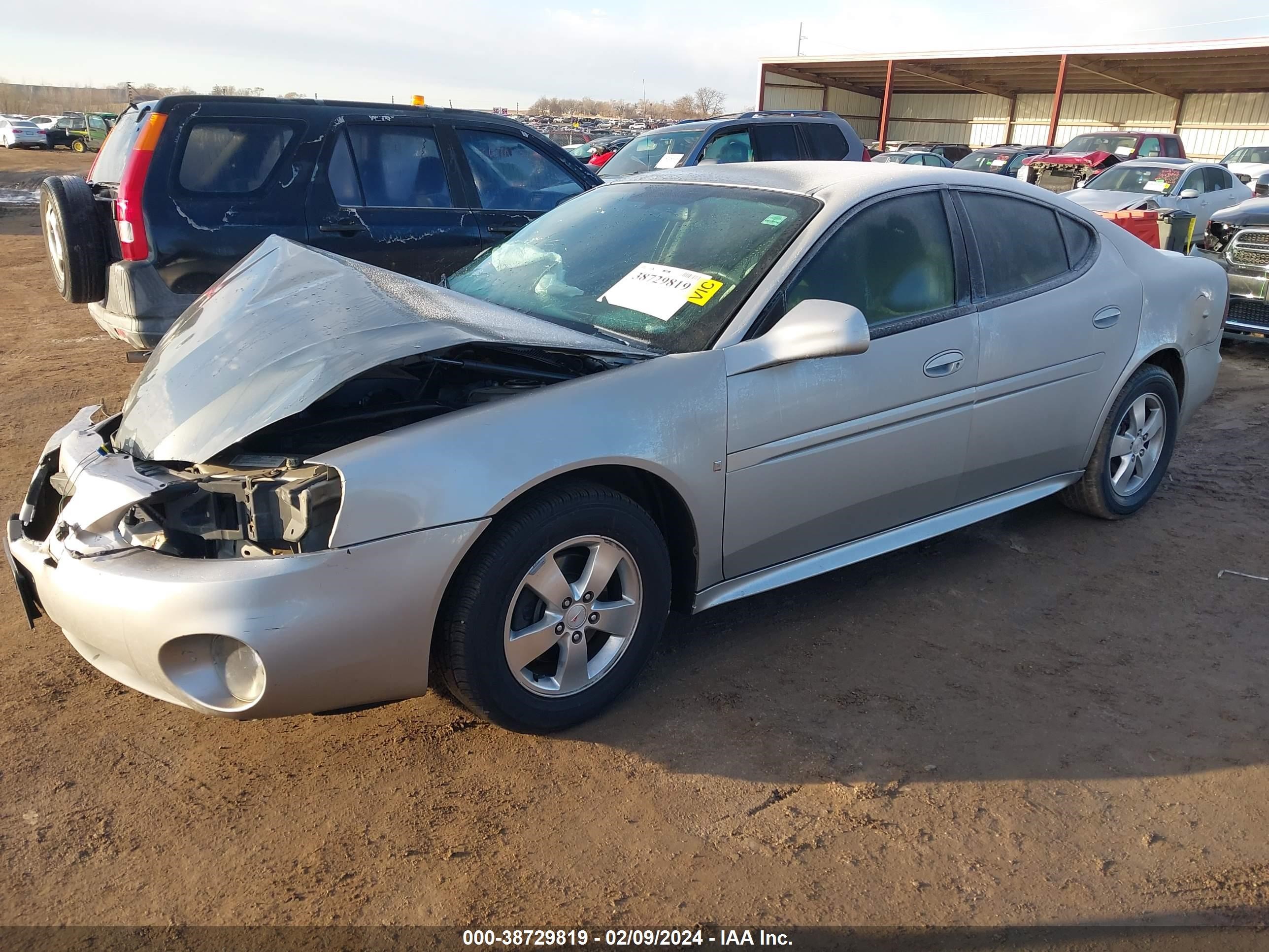 Photo 1 VIN: 2G2WP552971197928 - PONTIAC GRAND PRIX 