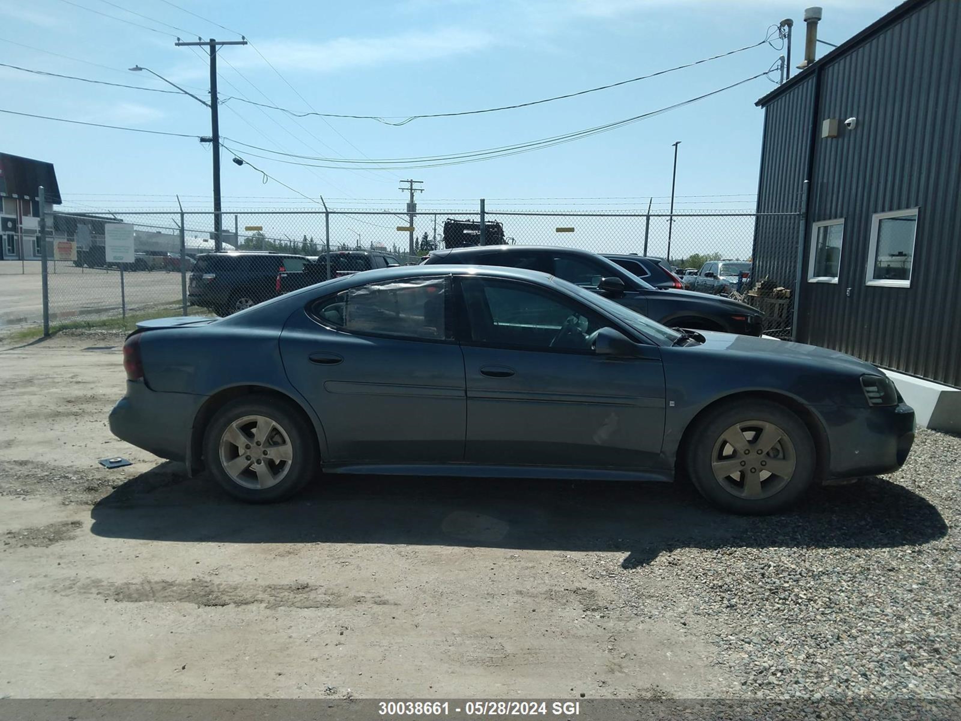 Photo 14 VIN: 2G2WP552971229793 - PONTIAC GRAND PRIX 