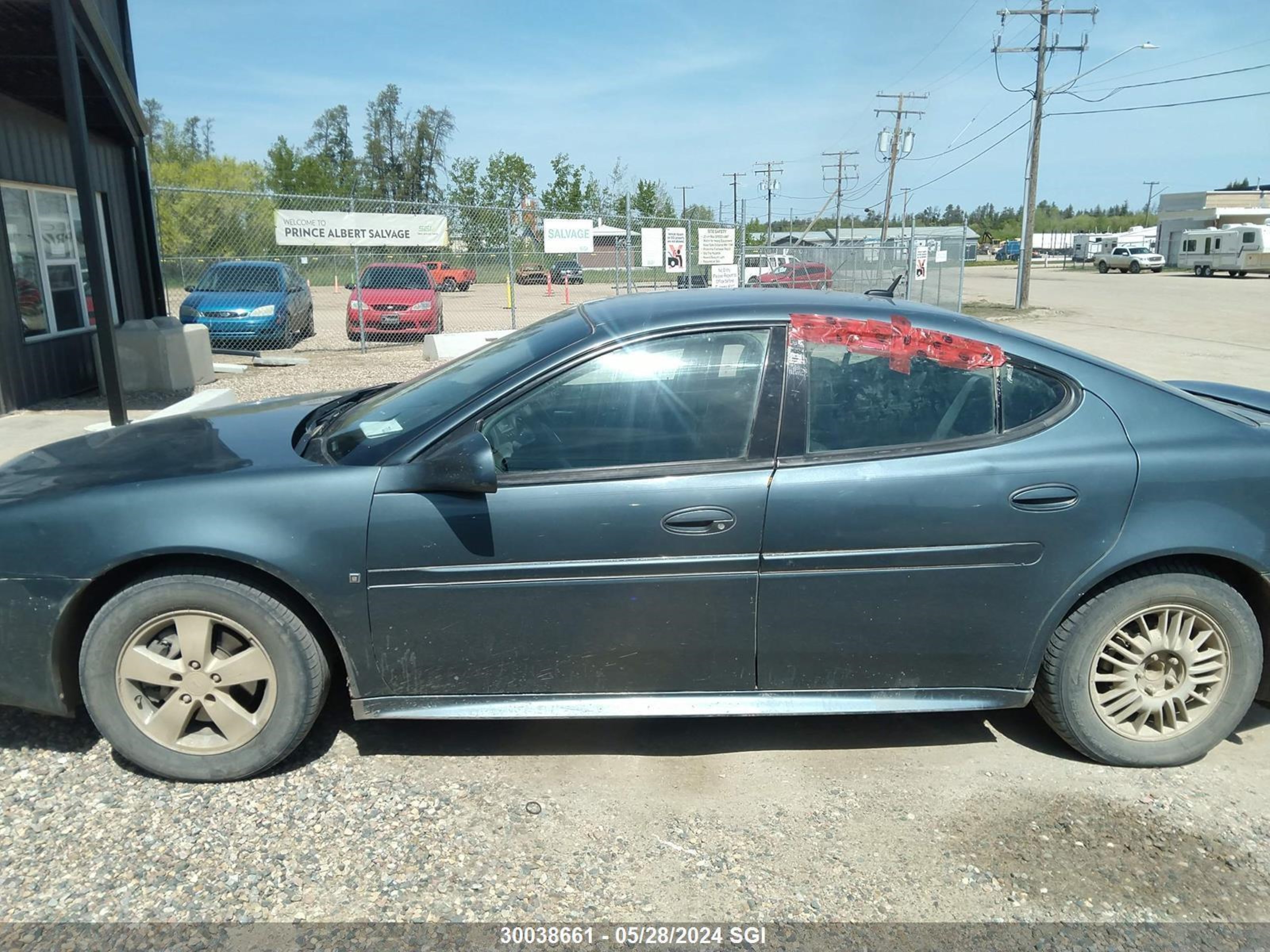 Photo 15 VIN: 2G2WP552971229793 - PONTIAC GRAND PRIX 