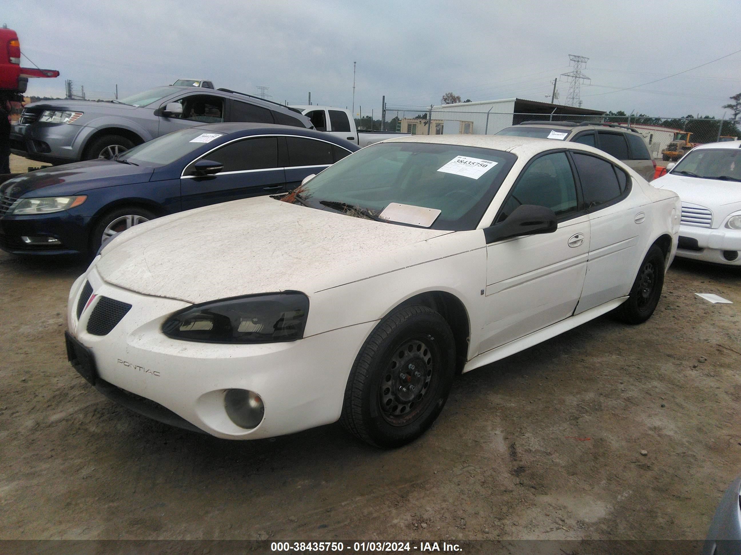 Photo 1 VIN: 2G2WP552981127119 - PONTIAC GRAND PRIX 