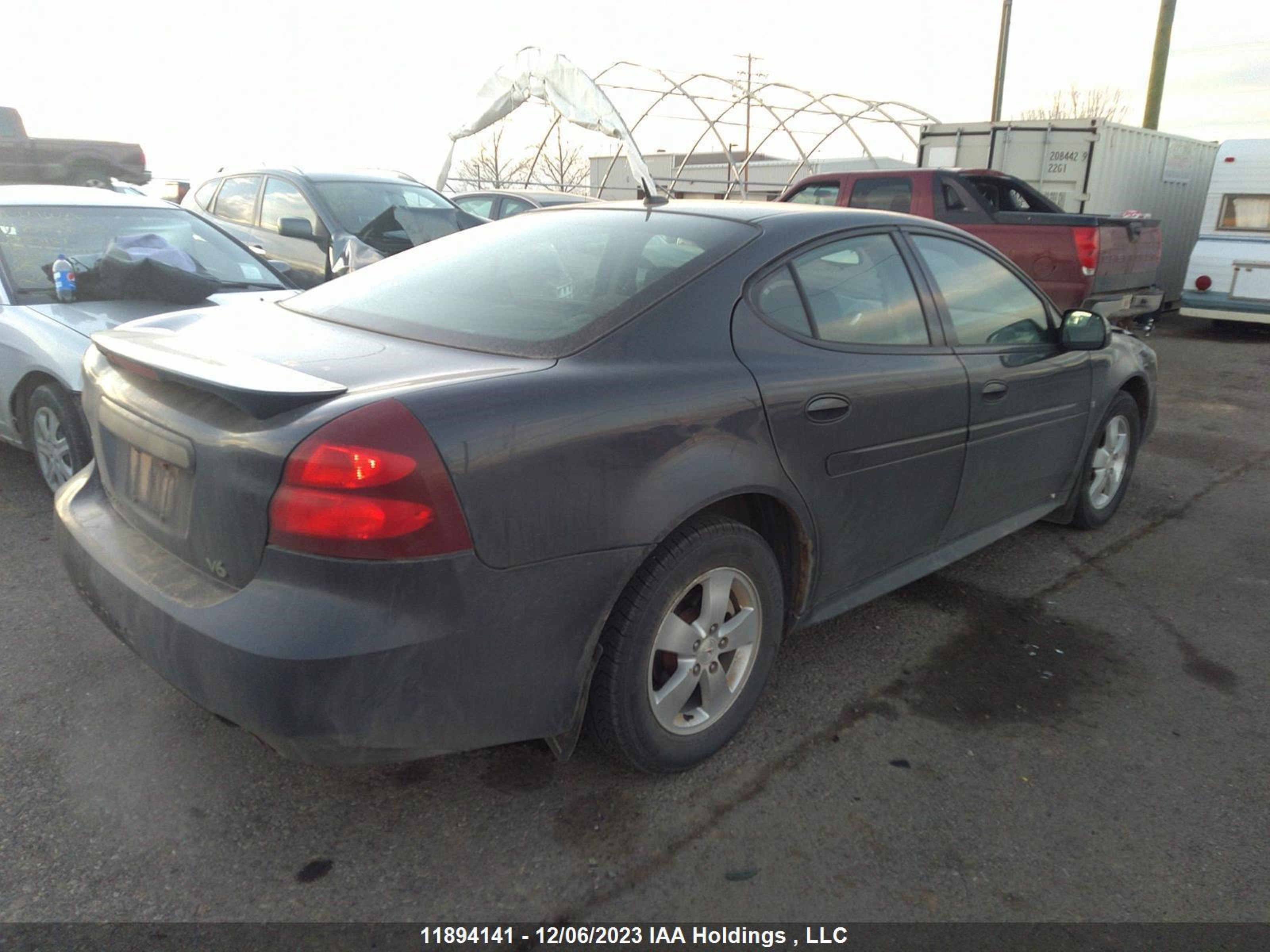 Photo 3 VIN: 2G2WP552981167975 - PONTIAC GRAND PRIX 