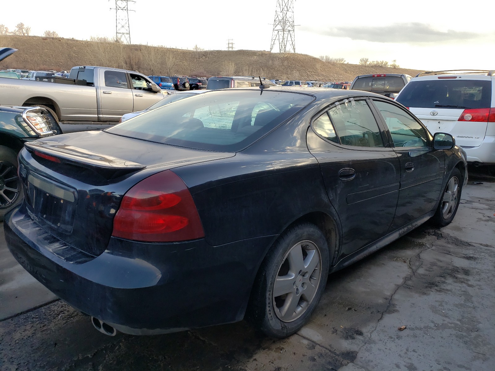 Photo 3 VIN: 2G2WP552X61271307 - PONTIAC GRAND PRIX 