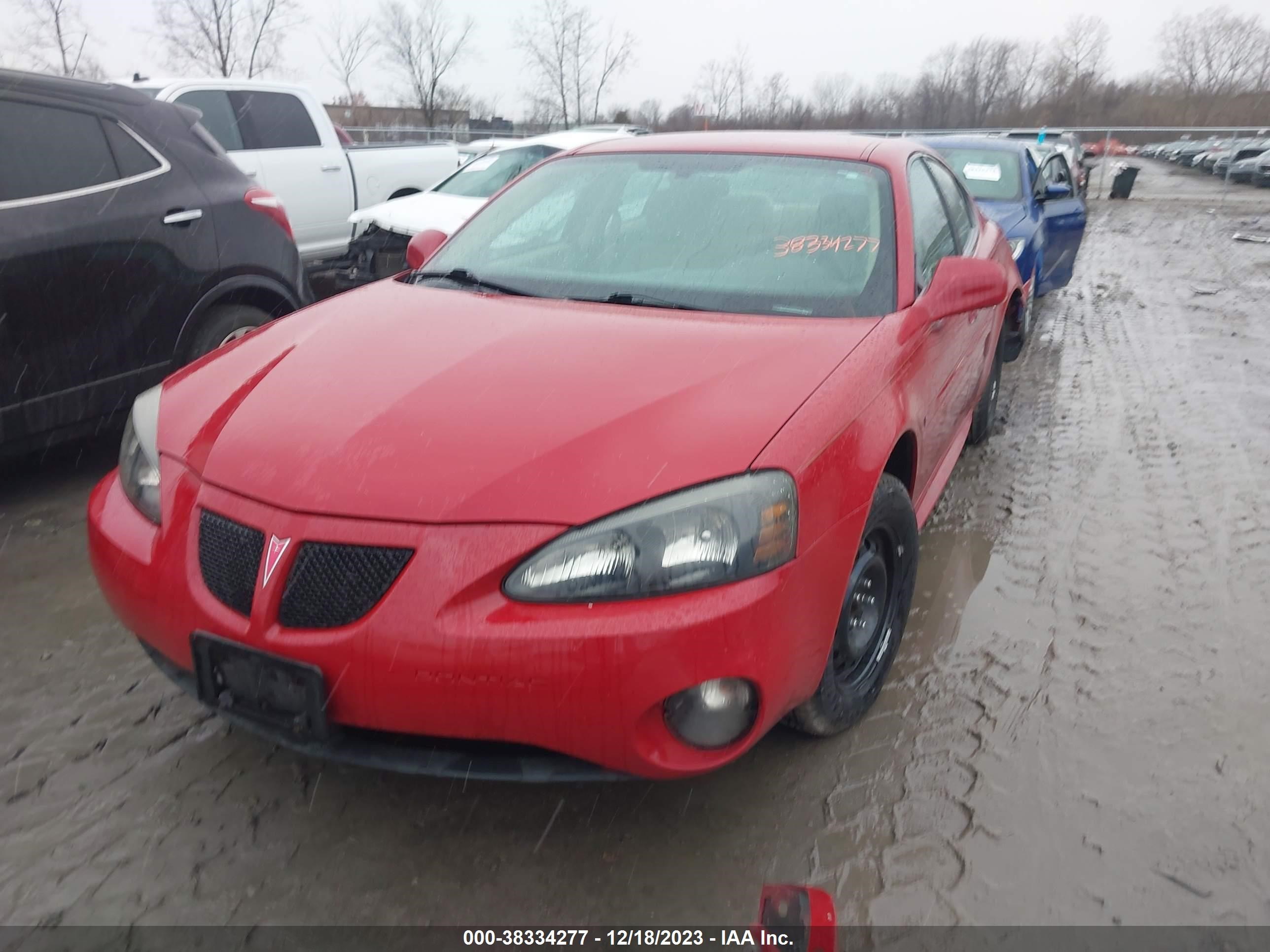 Photo 1 VIN: 2G2WP552X81105730 - PONTIAC GRAND PRIX 