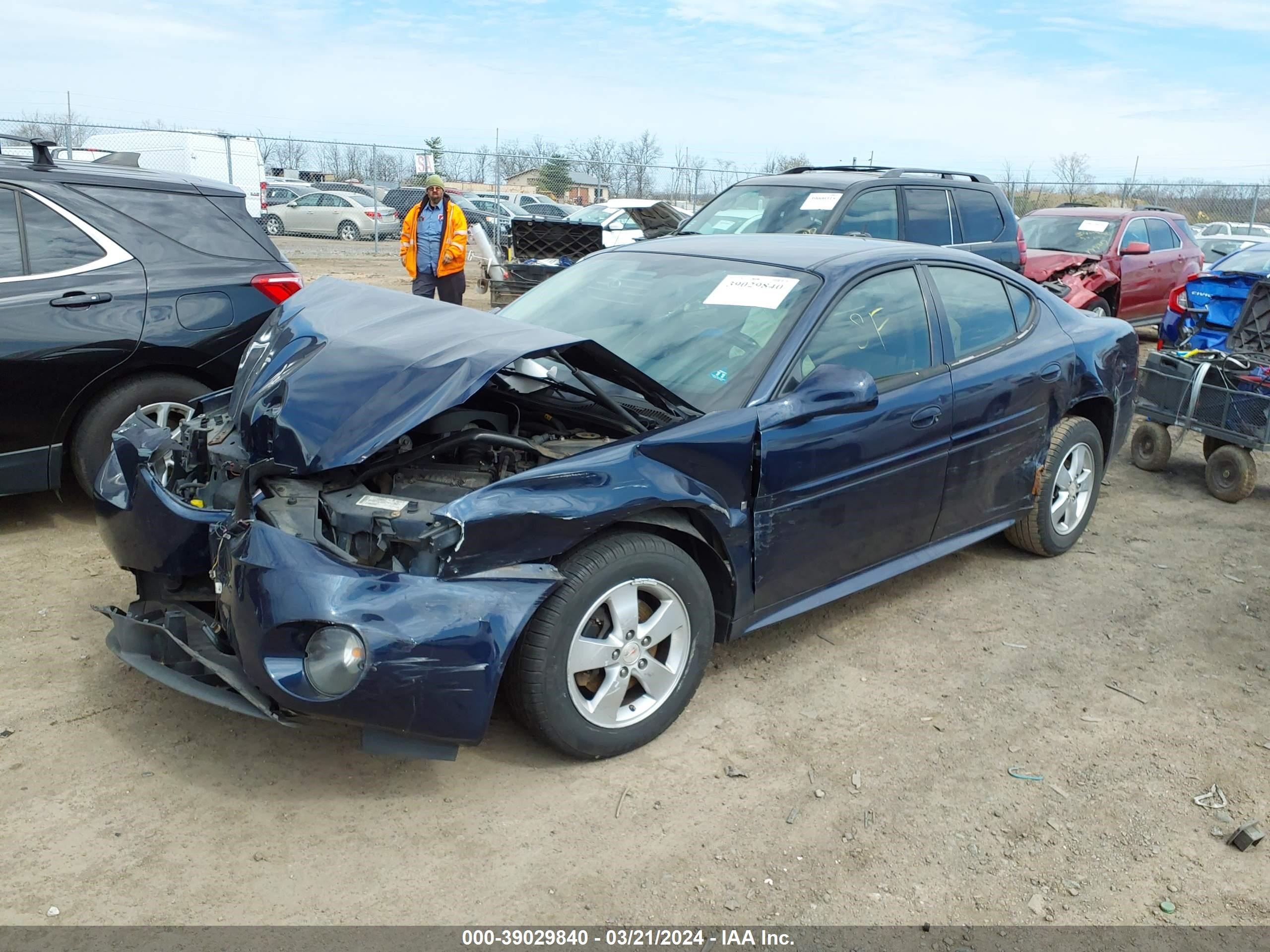 Photo 1 VIN: 2G2WP582371174883 - PONTIAC GRAND PRIX 