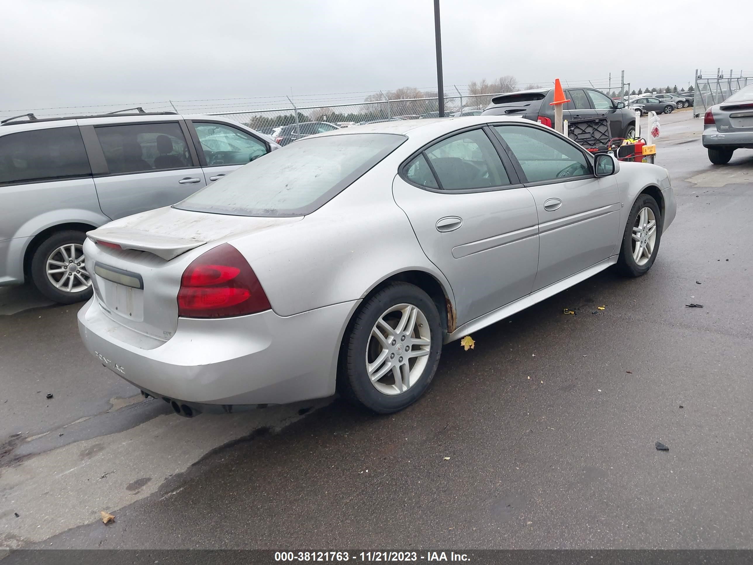 Photo 3 VIN: 2G2WR554171146418 - PONTIAC GRAND PRIX 