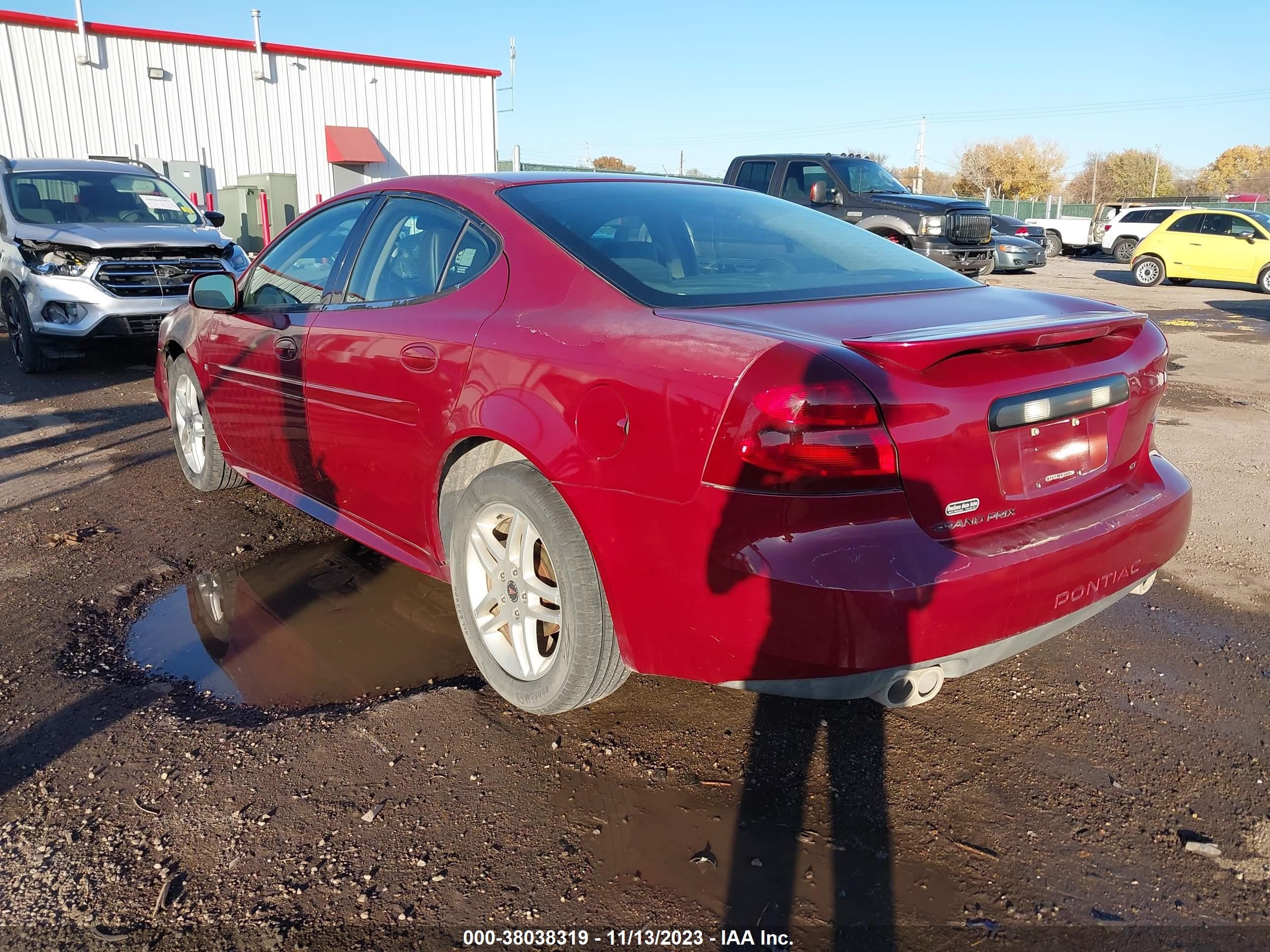 Photo 2 VIN: 2G2WR554961213412 - PONTIAC GRAND PRIX 