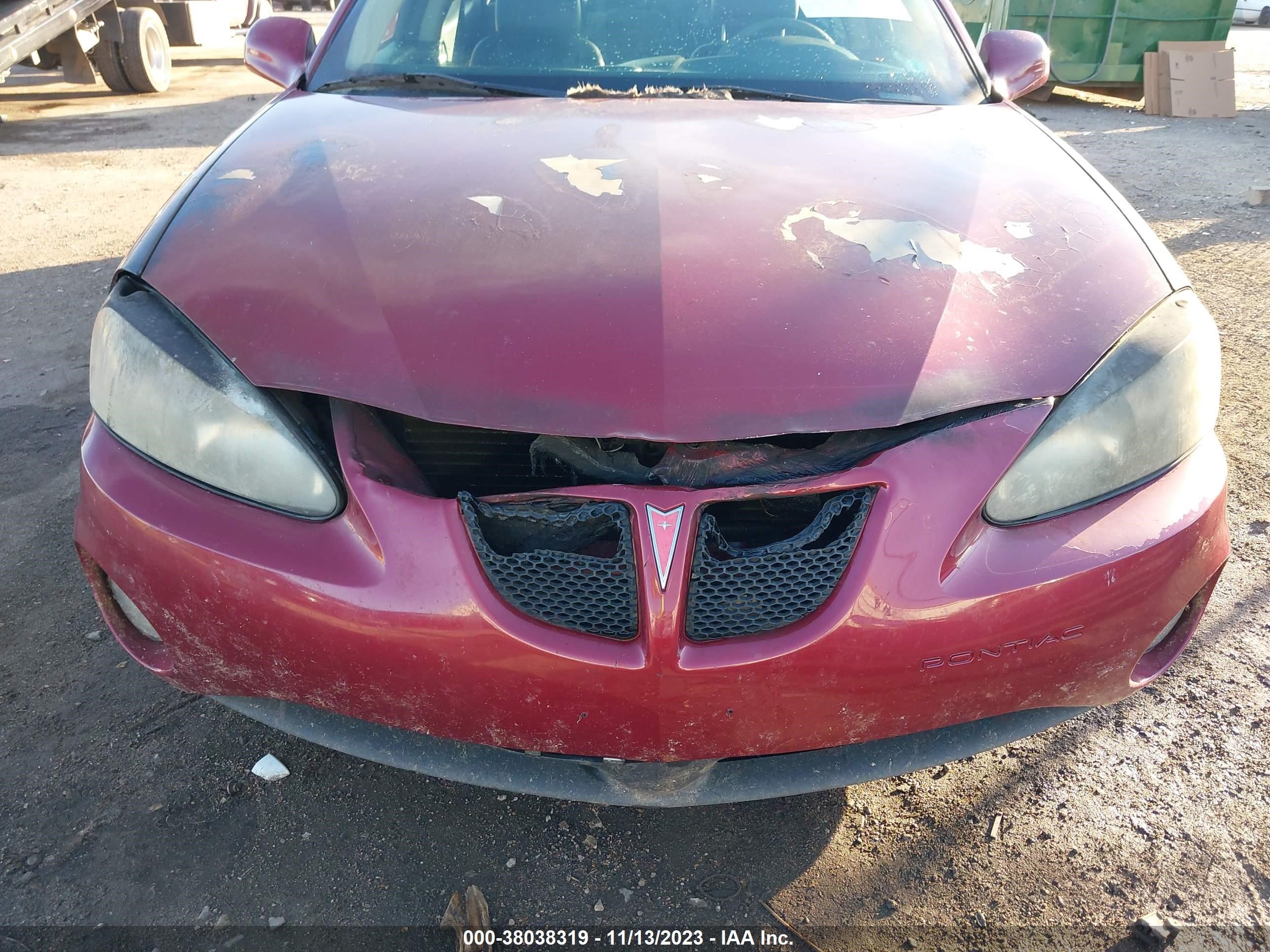 Photo 5 VIN: 2G2WR554961213412 - PONTIAC GRAND PRIX 