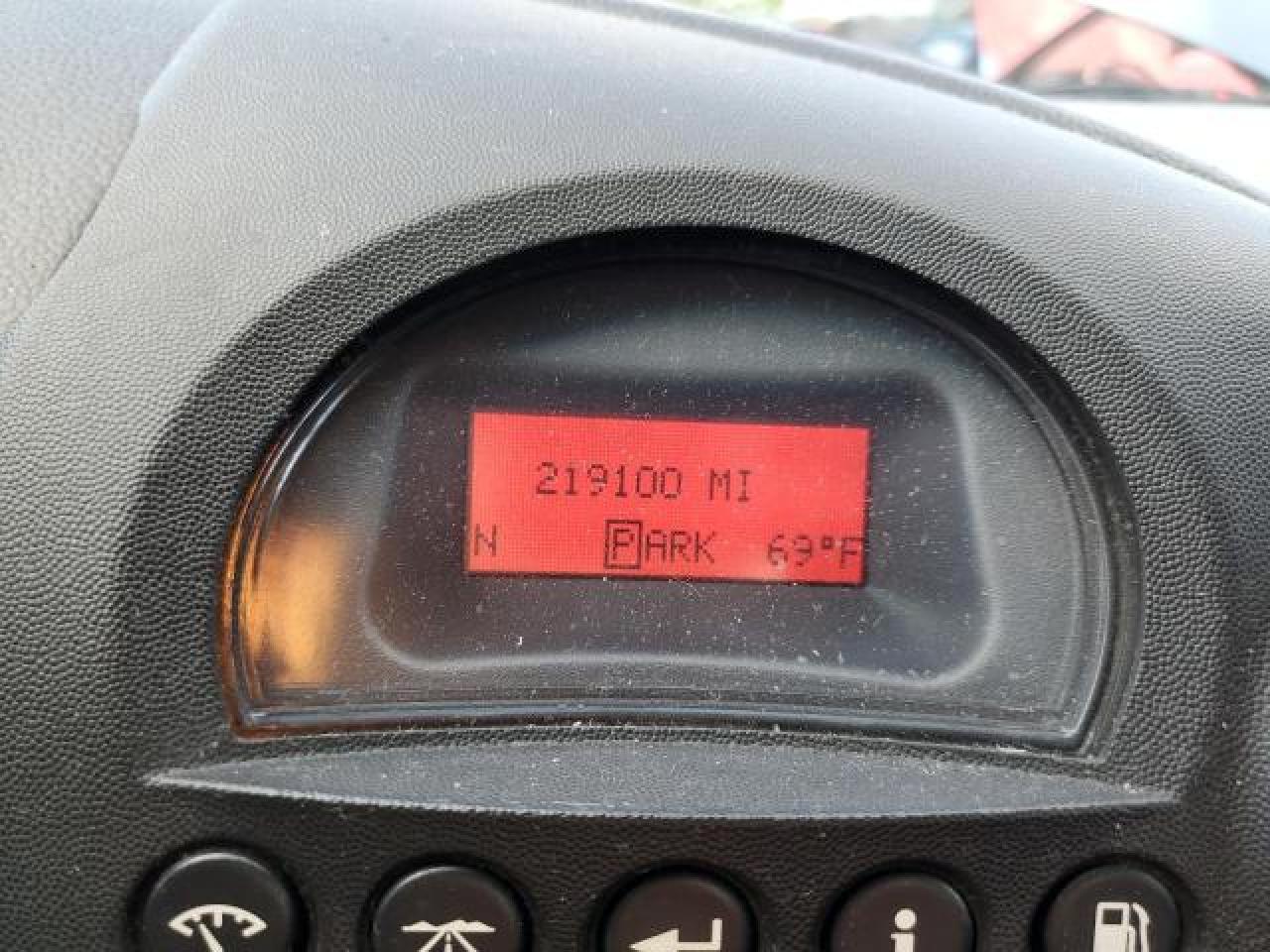 Photo 20 VIN: 2G2WR554971134551 - PONTIAC GRAND PRIX 