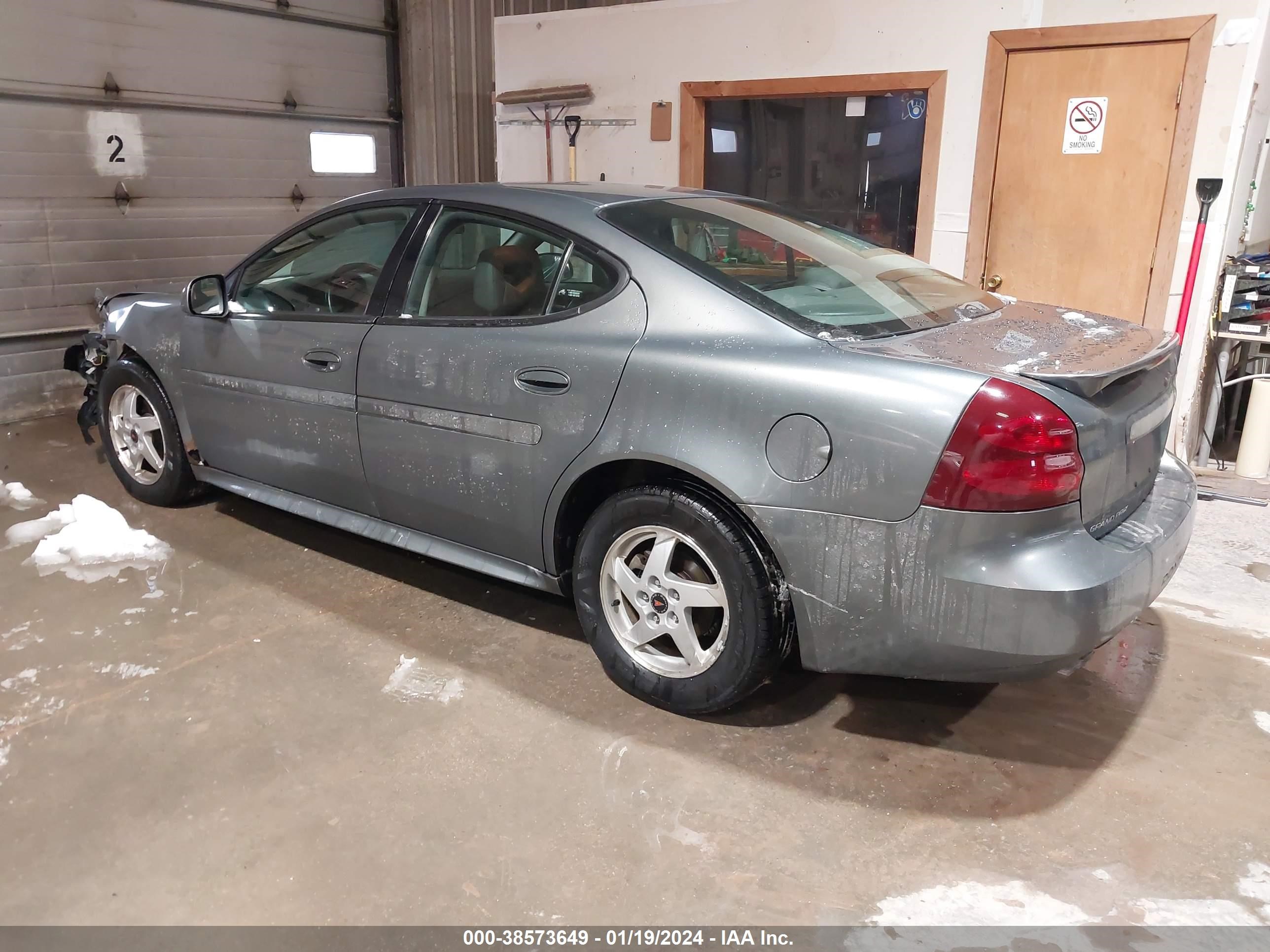 Photo 2 VIN: 2G2WS522041357693 - PONTIAC GRAND PRIX 