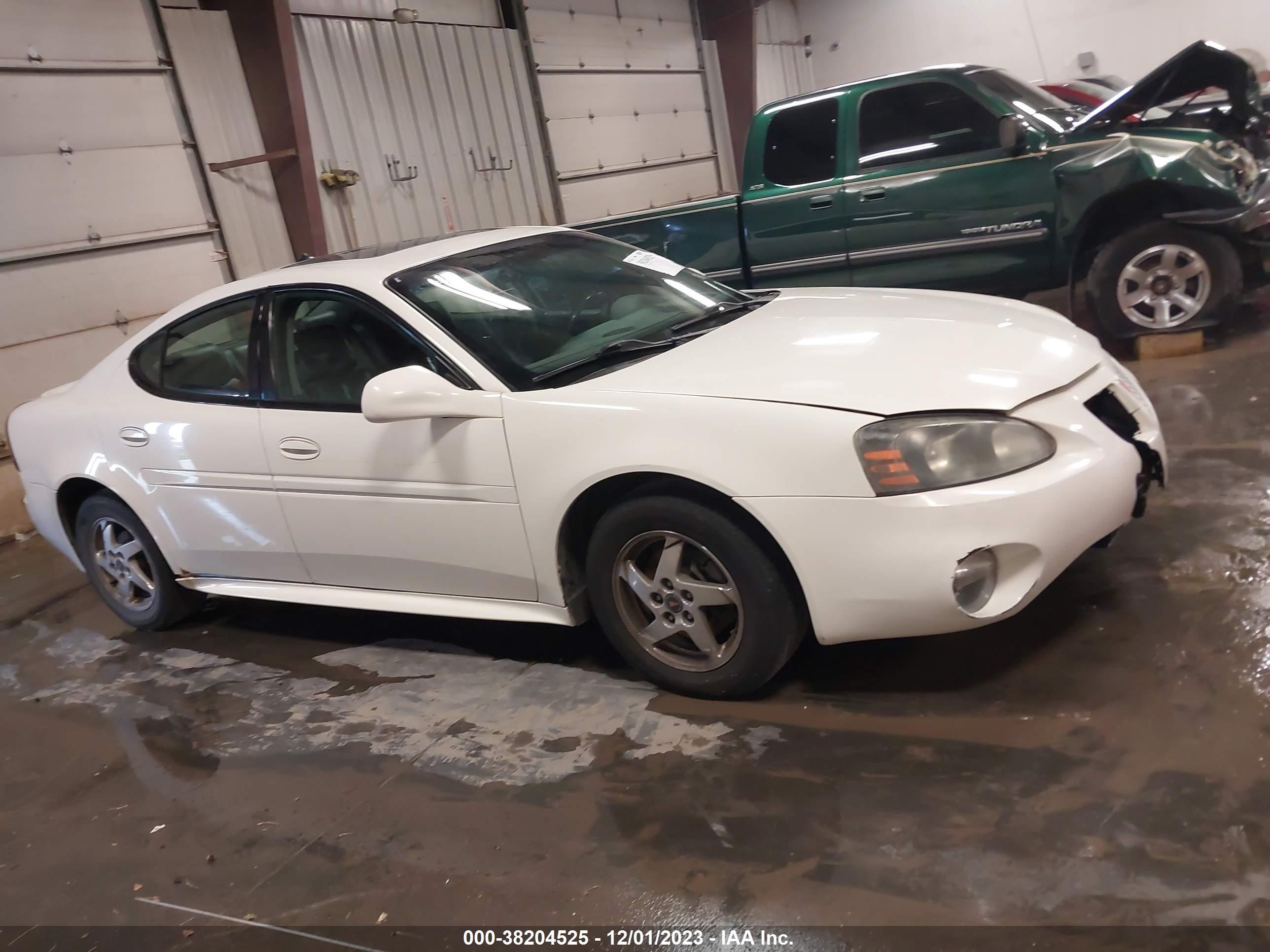 Photo 12 VIN: 2G2WS522141362398 - PONTIAC GRAND PRIX 