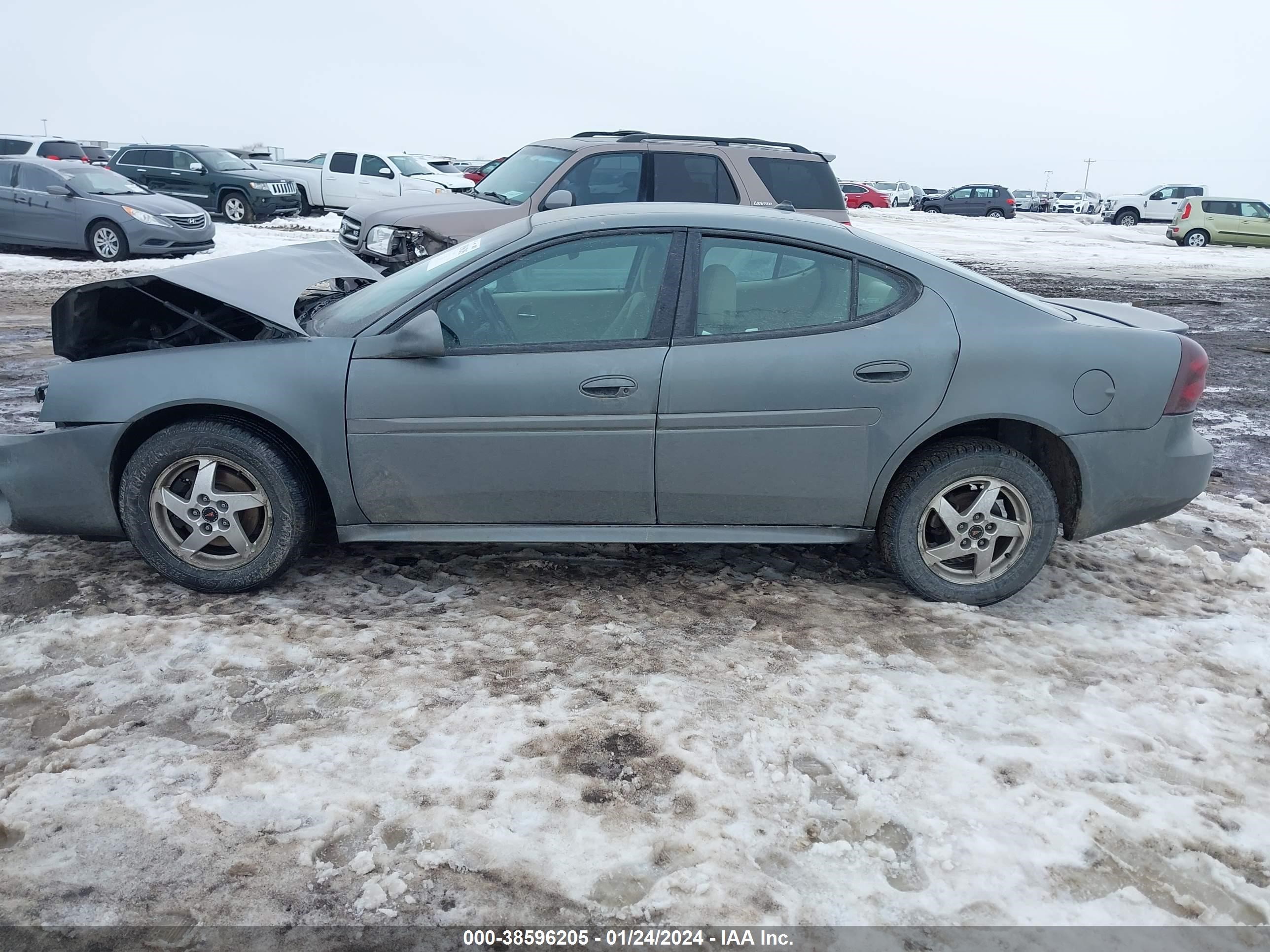 Photo 14 VIN: 2G2WS522241261872 - PONTIAC GRAND PRIX 