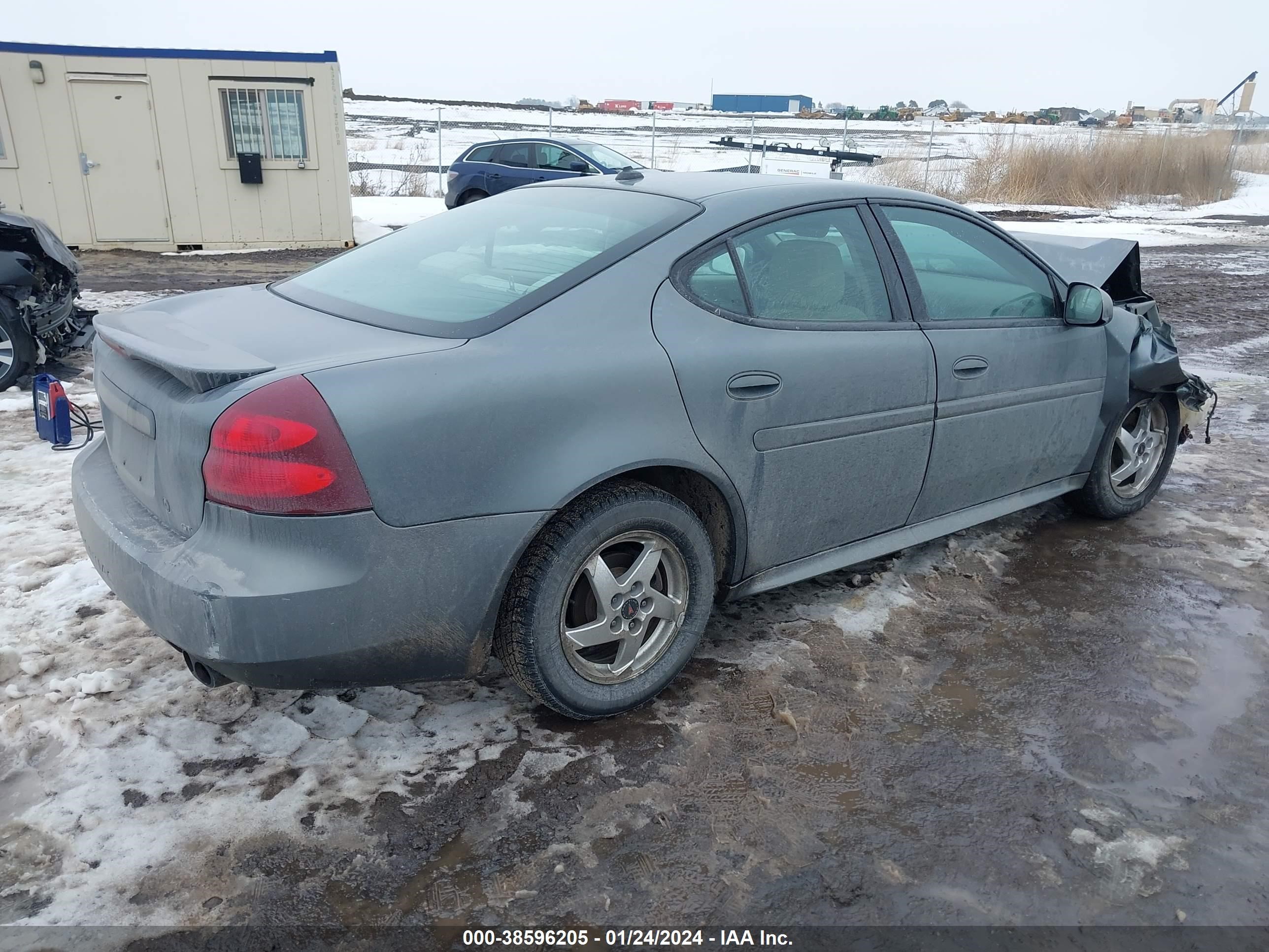 Photo 3 VIN: 2G2WS522241261872 - PONTIAC GRAND PRIX 